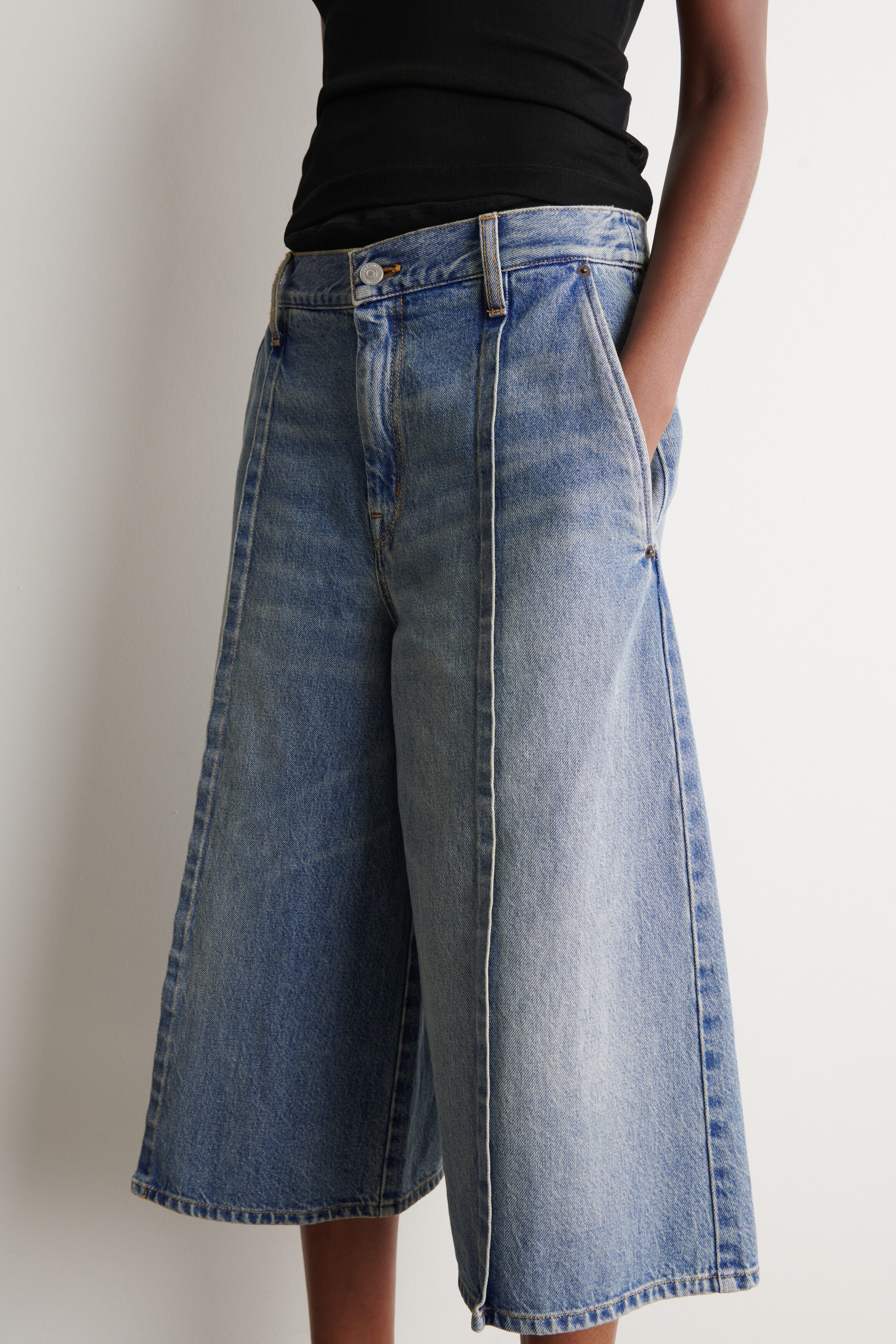 PINTUCKED DENIM CULOTTES - BLUE