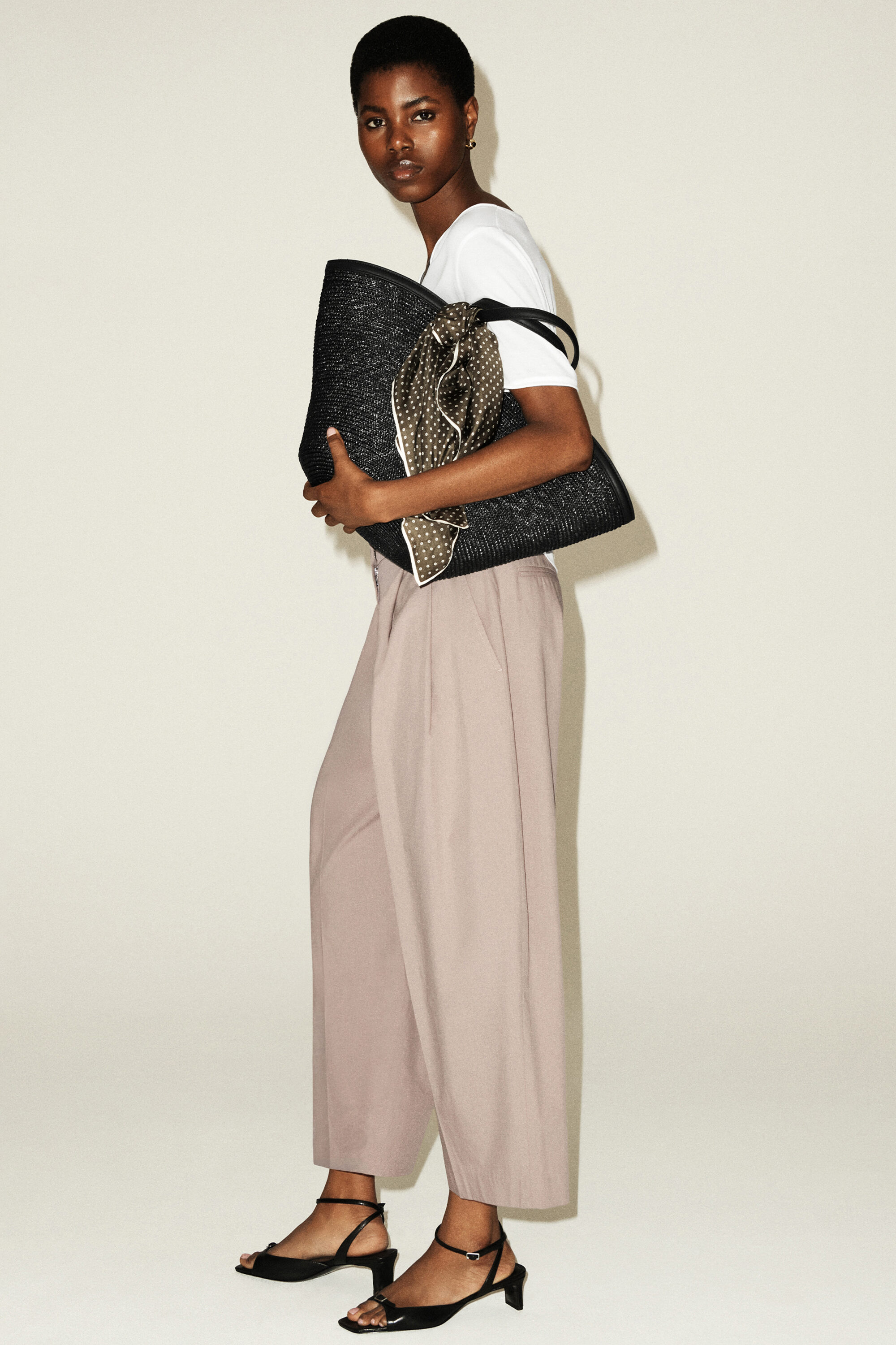 TAILORED COTTON BARREL-LEG PANTS - BEIGE