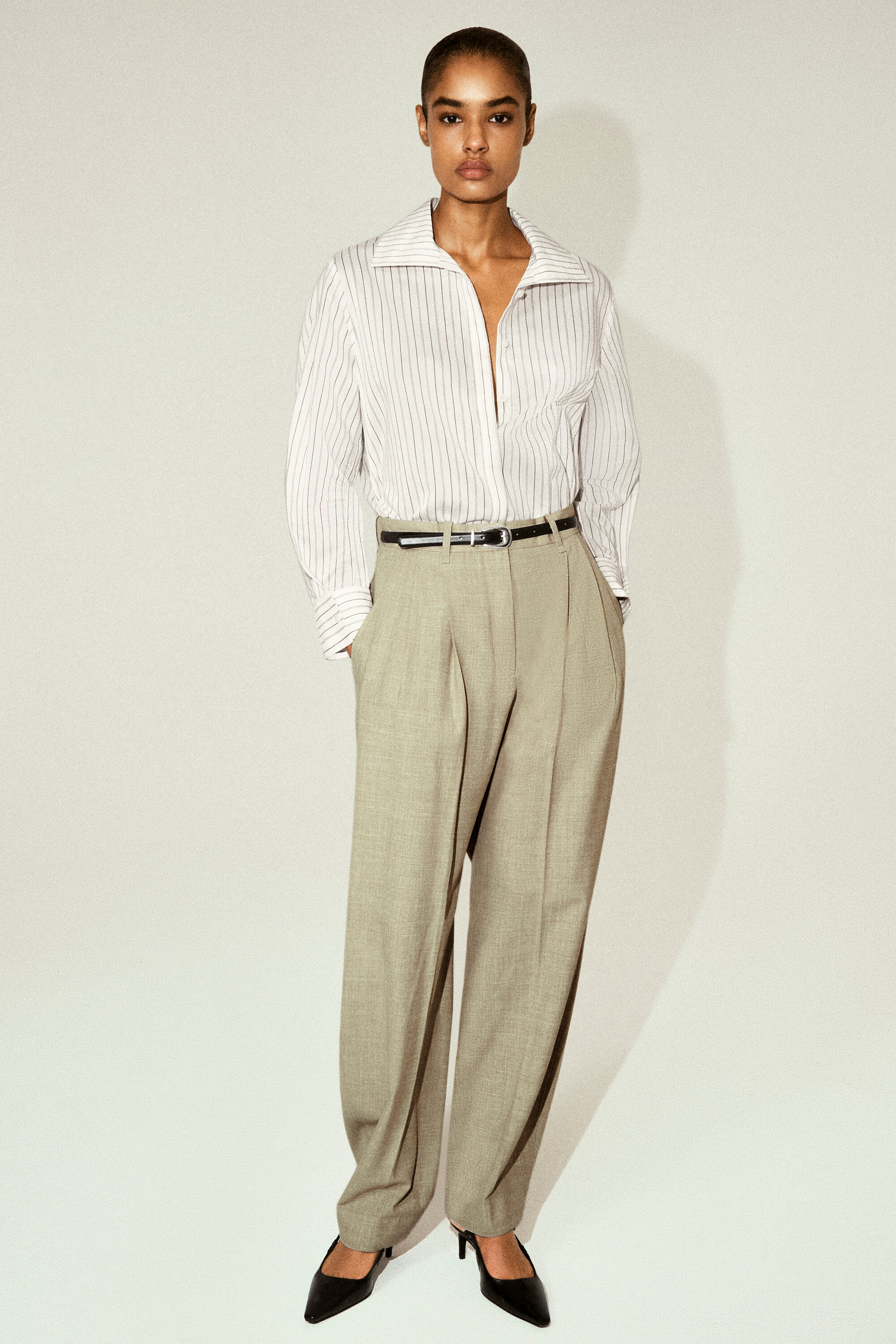 STRIPED COTTON-SILK HIGH-COLLAR SHIRT - IVORY / BROWN / STRIPED