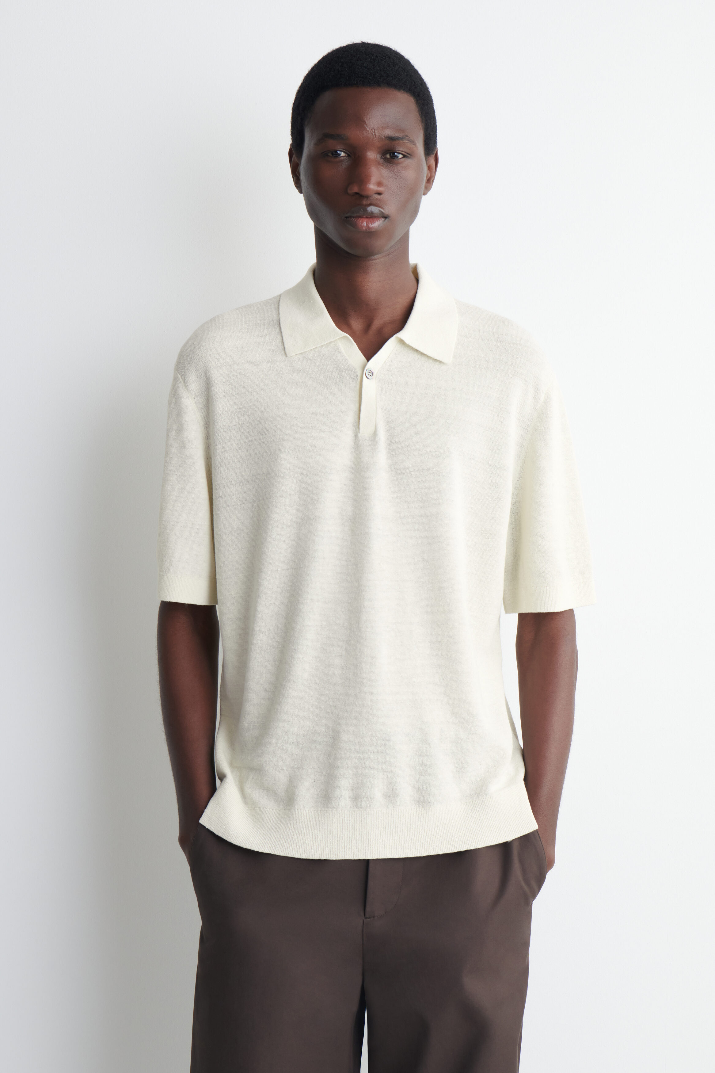 TEXTURED KNITTED LINEN POLO SHIRT - CREAM