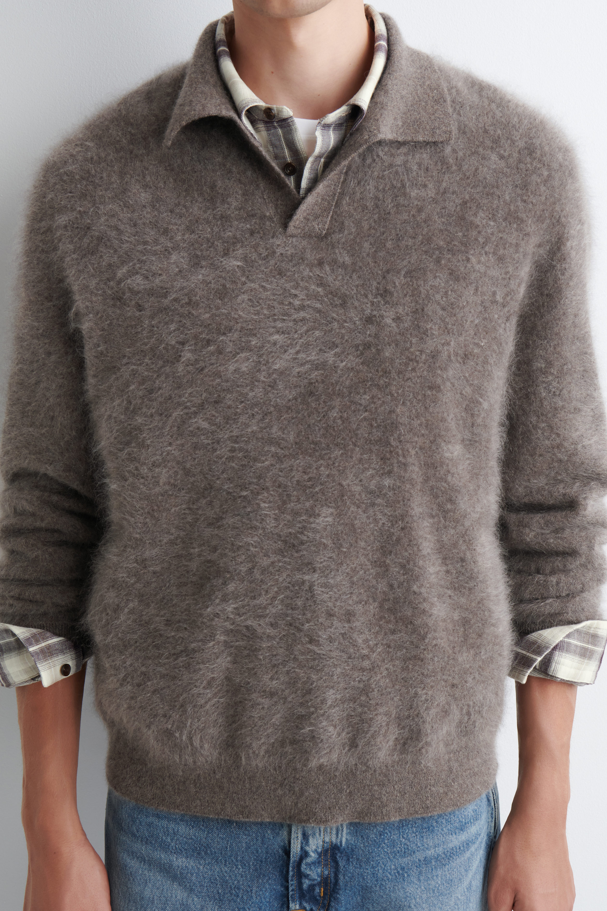 BRUSHED-CASHMERE POLO SWEATER - STONE