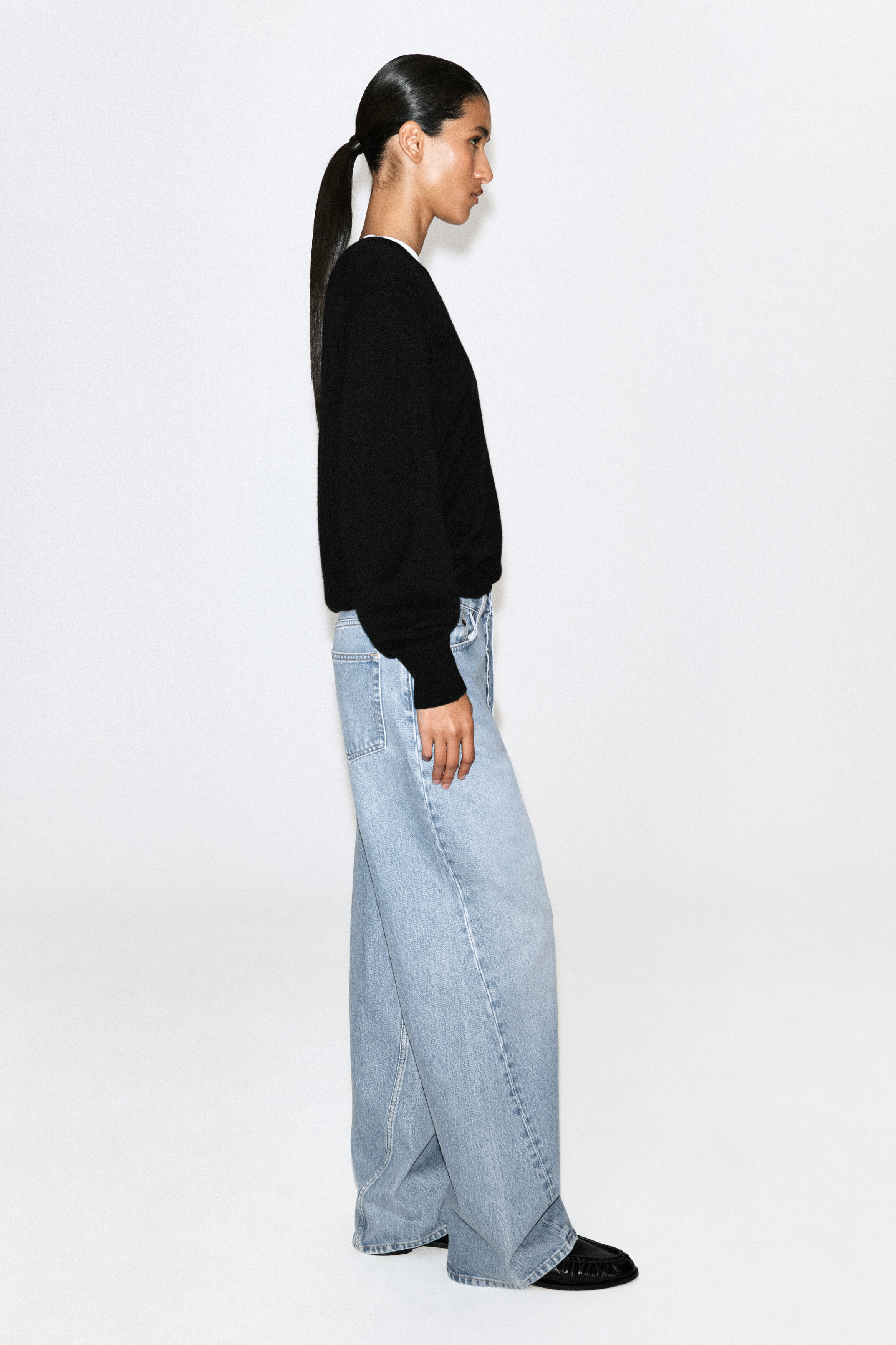 FACADE STRAIGHT-LEG JEANS - BLUE