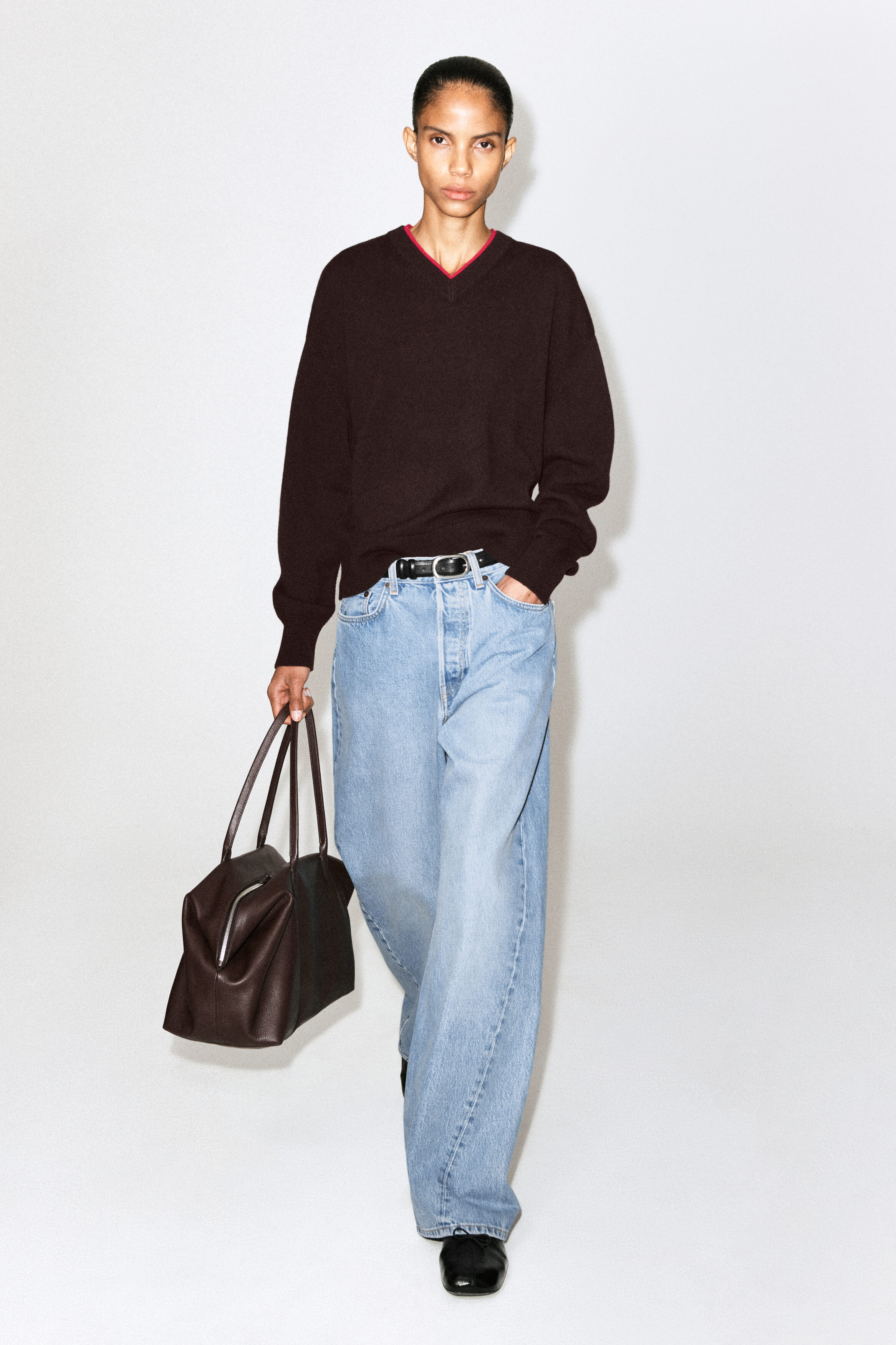 MERINO WOOL LAYERED V-NECK SWEATER - BROWN / RED