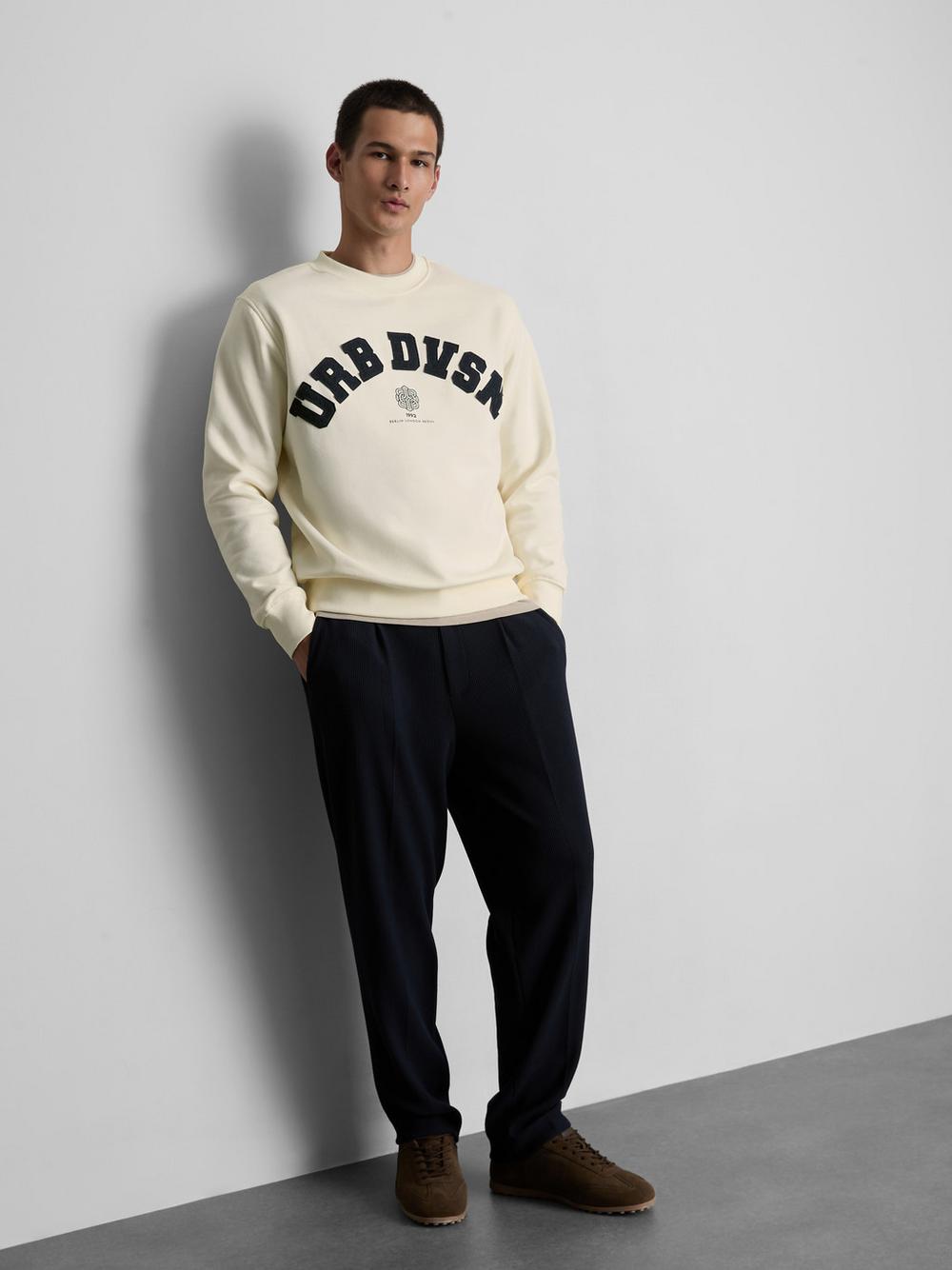 Varsity Graphic Sweatshirt - Ivory