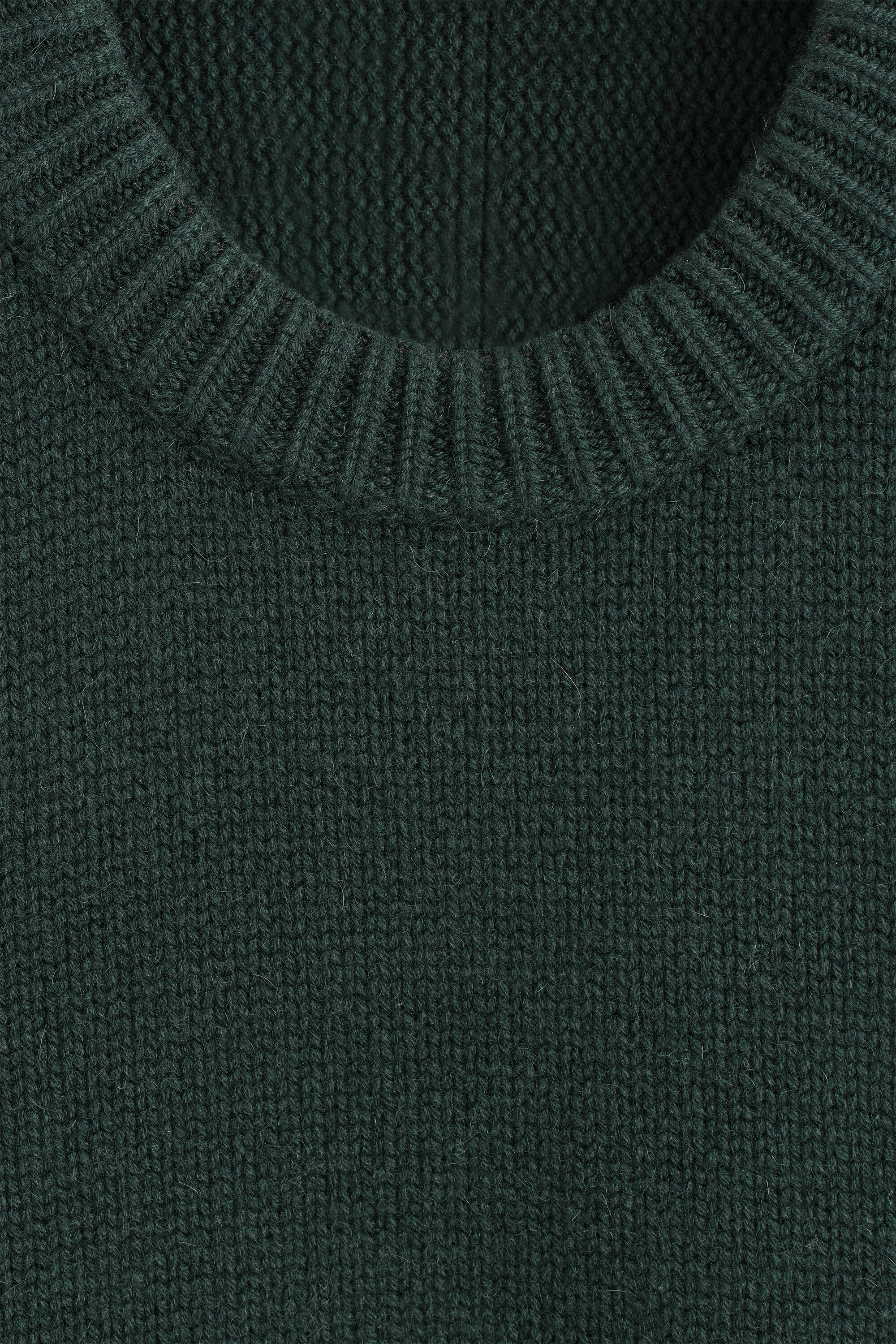 ROUNDED CASHMERE CREW-NECK JUMPER - DARK GREEN
