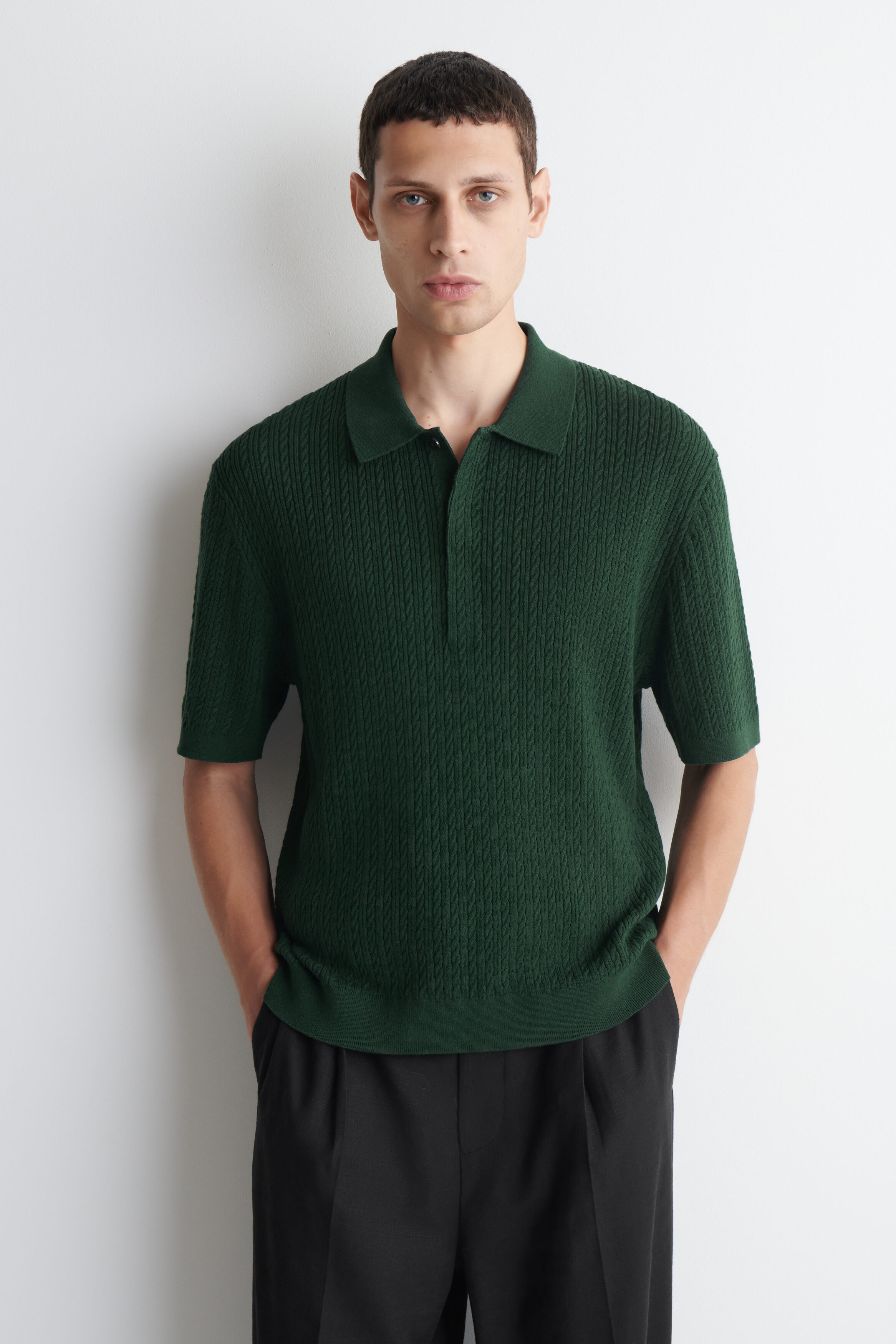 CABLE-KNIT COTTON-LINEN POLO SHIRT - DARK GREEN