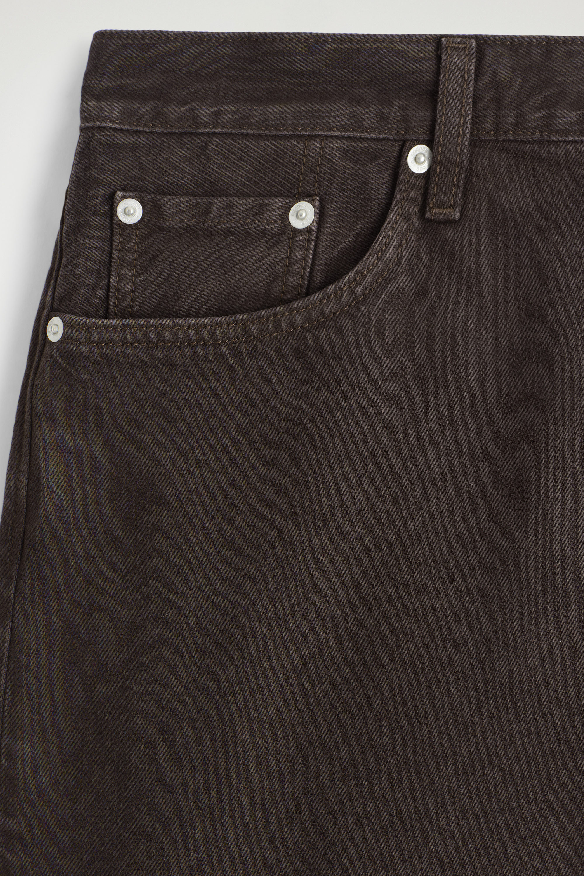 FACADE STRAIGHT-LEG JEANS - BROWN