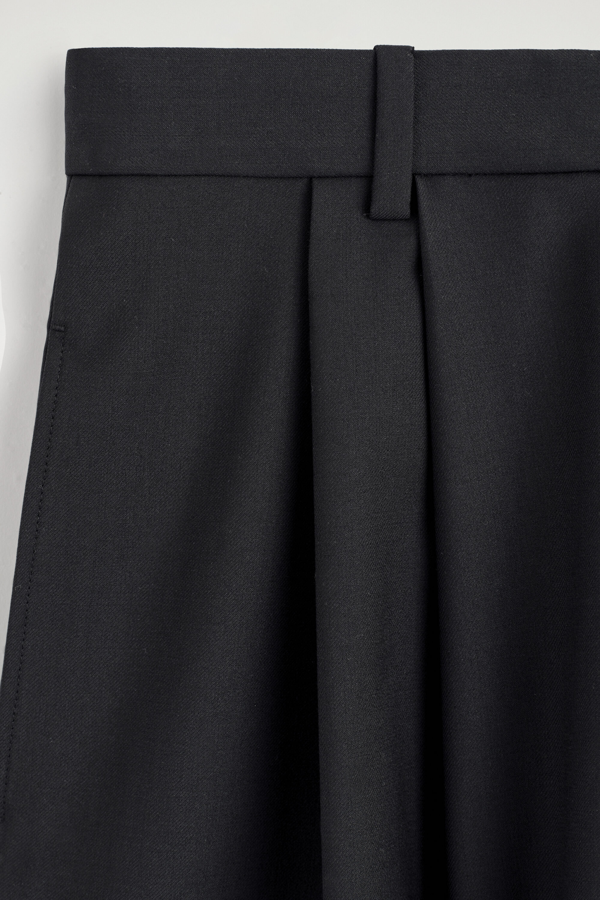 PLEATED WOOL-BLEND CULOTTES - BLACK
