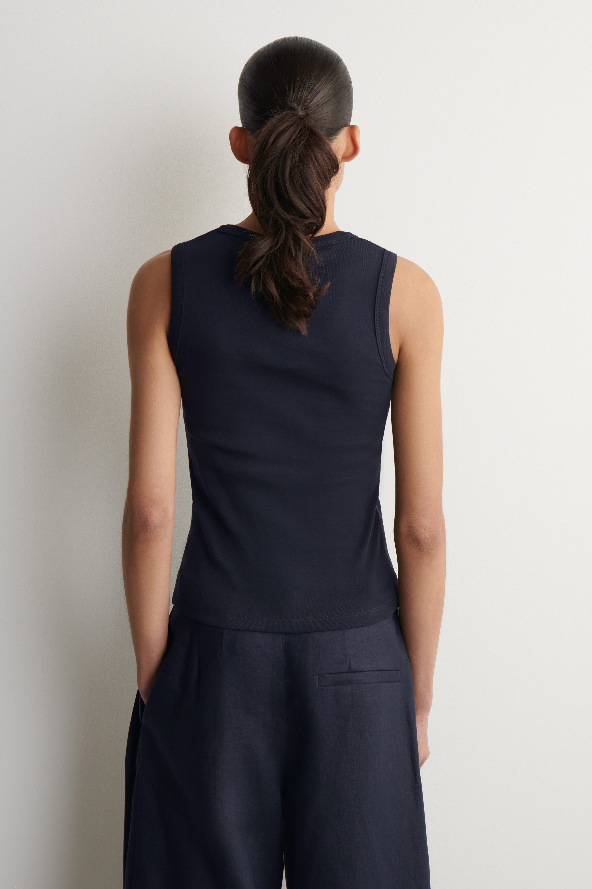 COTTON V-NECK TANK TOP - NAVY