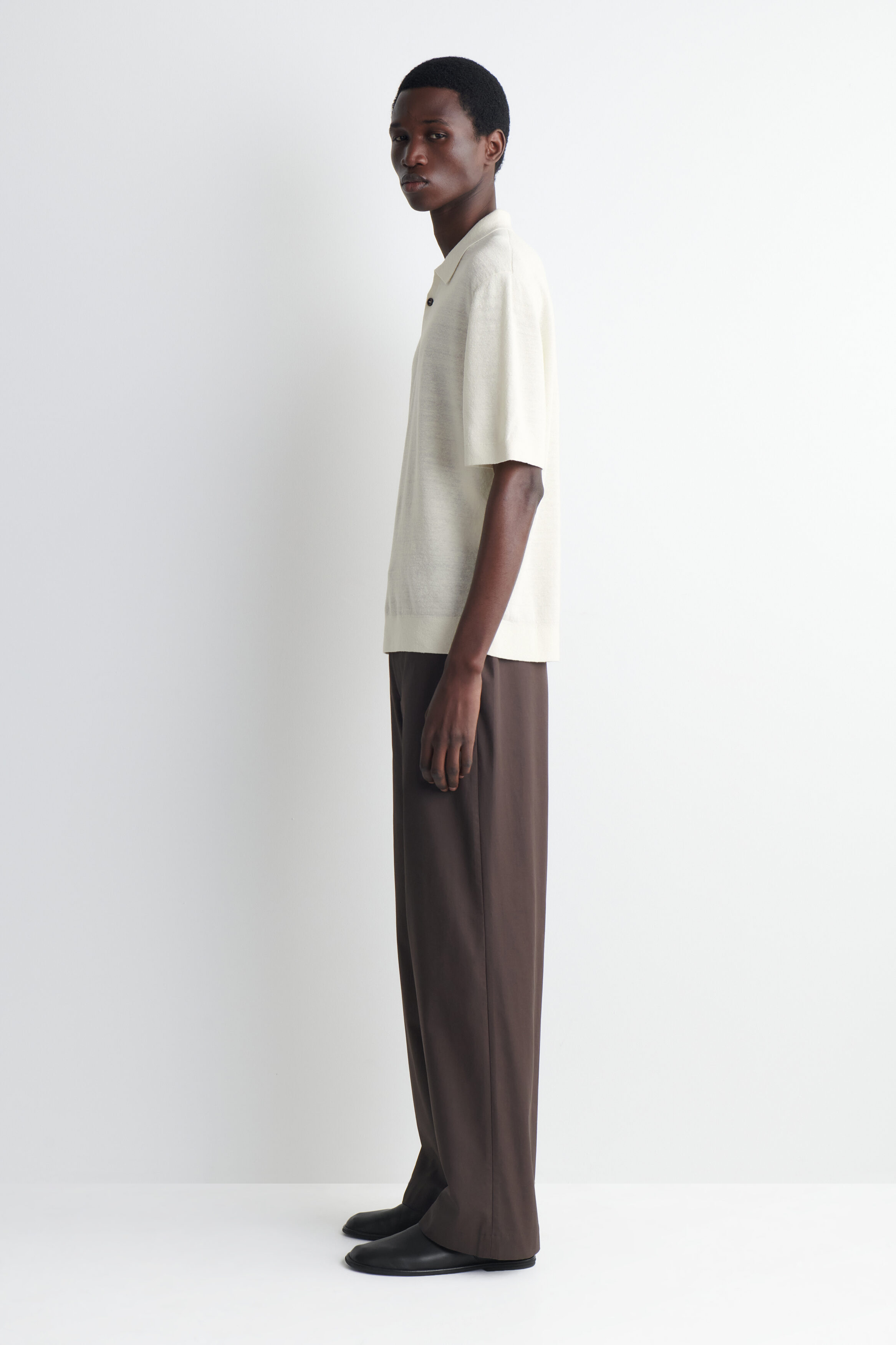 TEXTURED KNITTED LINEN POLO SHIRT - CREAM