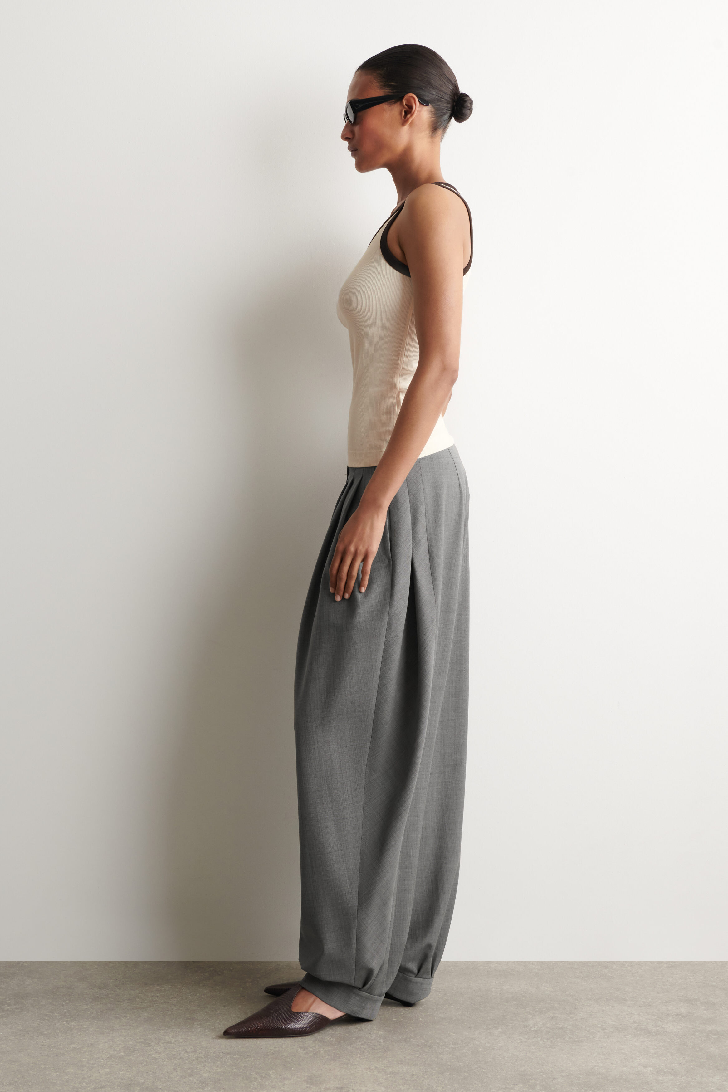 RIBBED COTTON TANK TOP - WHITE / BLACK