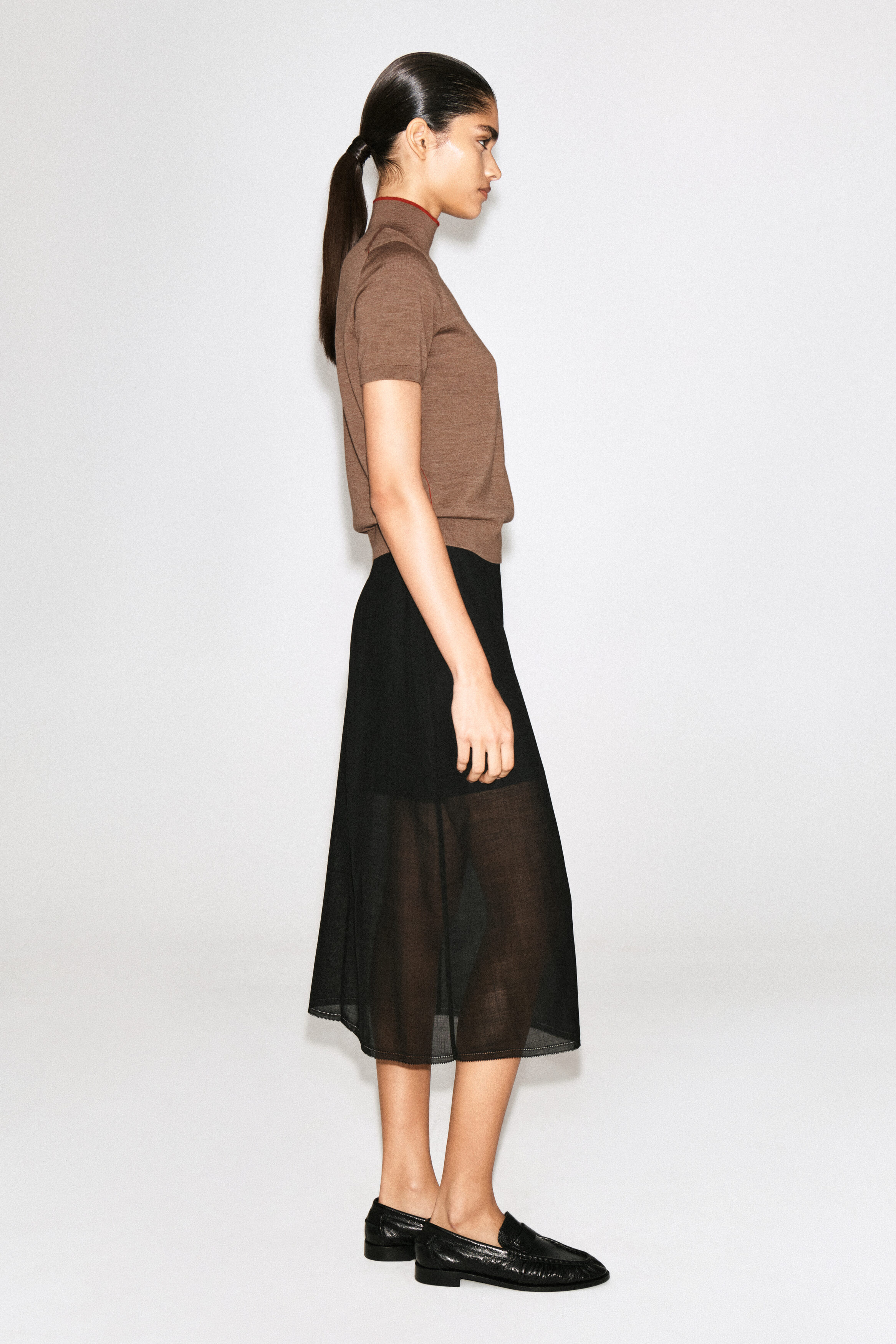 MERINO WOOL TURTLENECK TOP - BEIGE MÉLANGE / RED