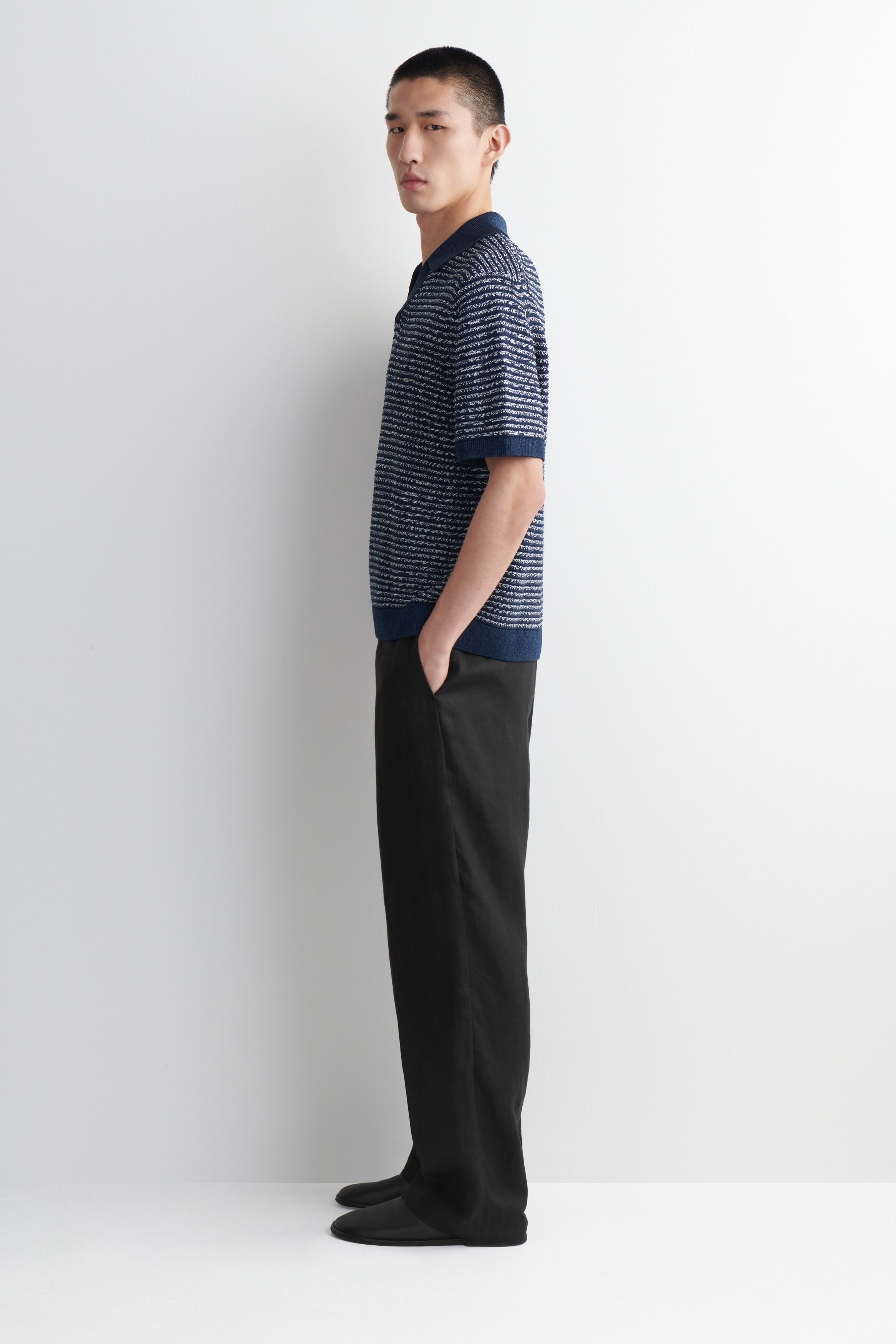 OPEN-KNIT POLO SHIRT - NAVY / WHITE / STRIPED