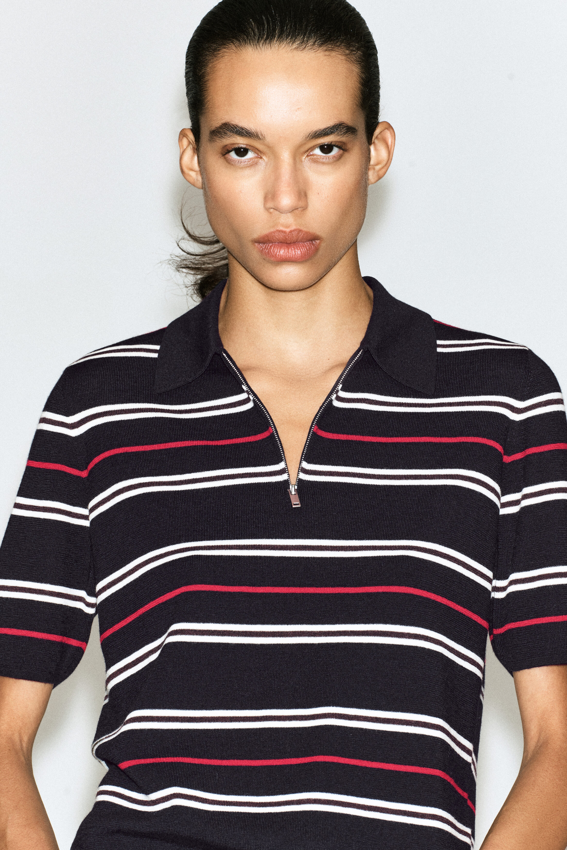 MERINO WOOL ZIP-UP POLO SHIRT - NAVY / RED / STRIPED