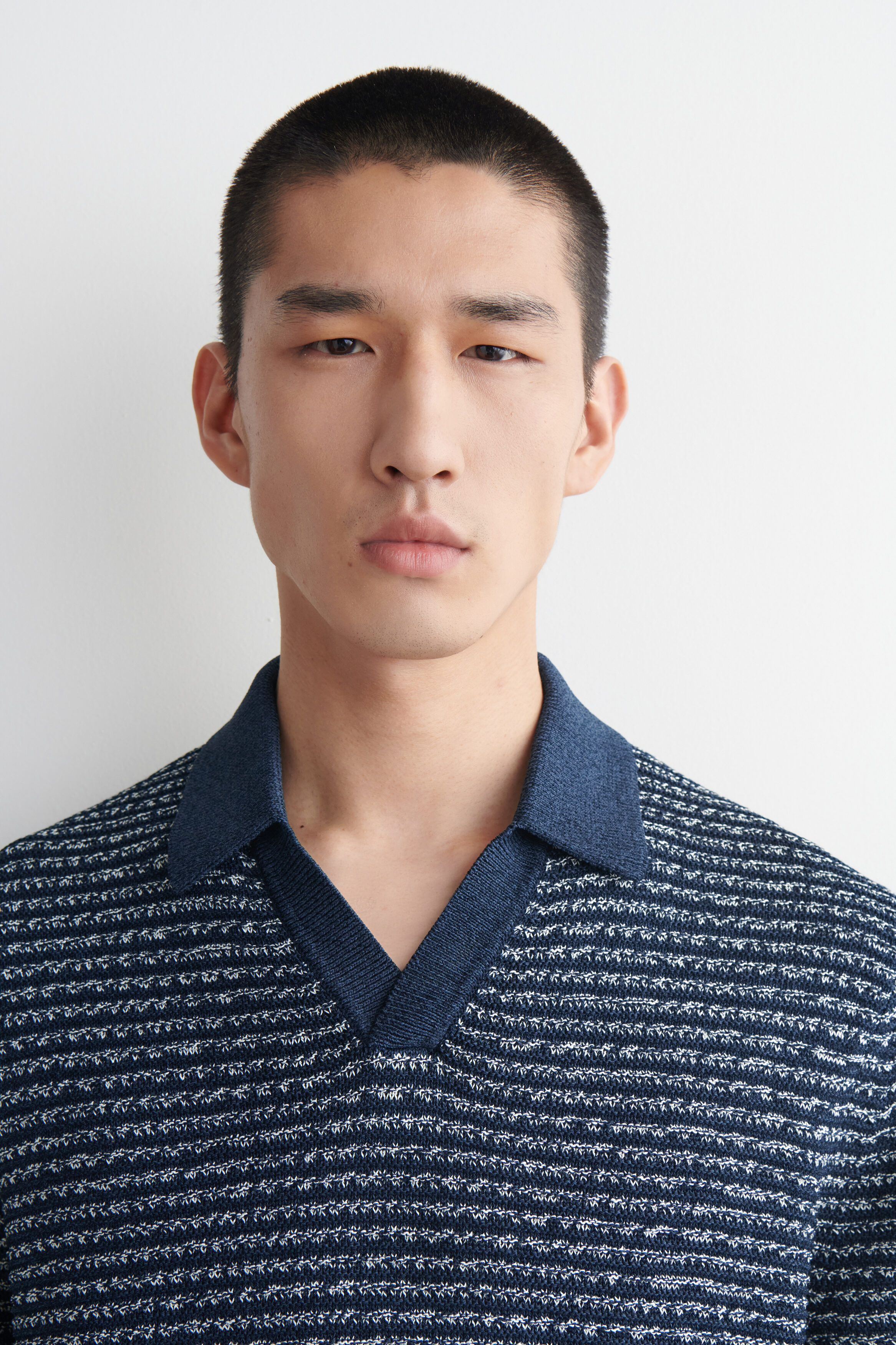 OPEN-KNIT POLO SHIRT - NAVY / WHITE / STRIPED