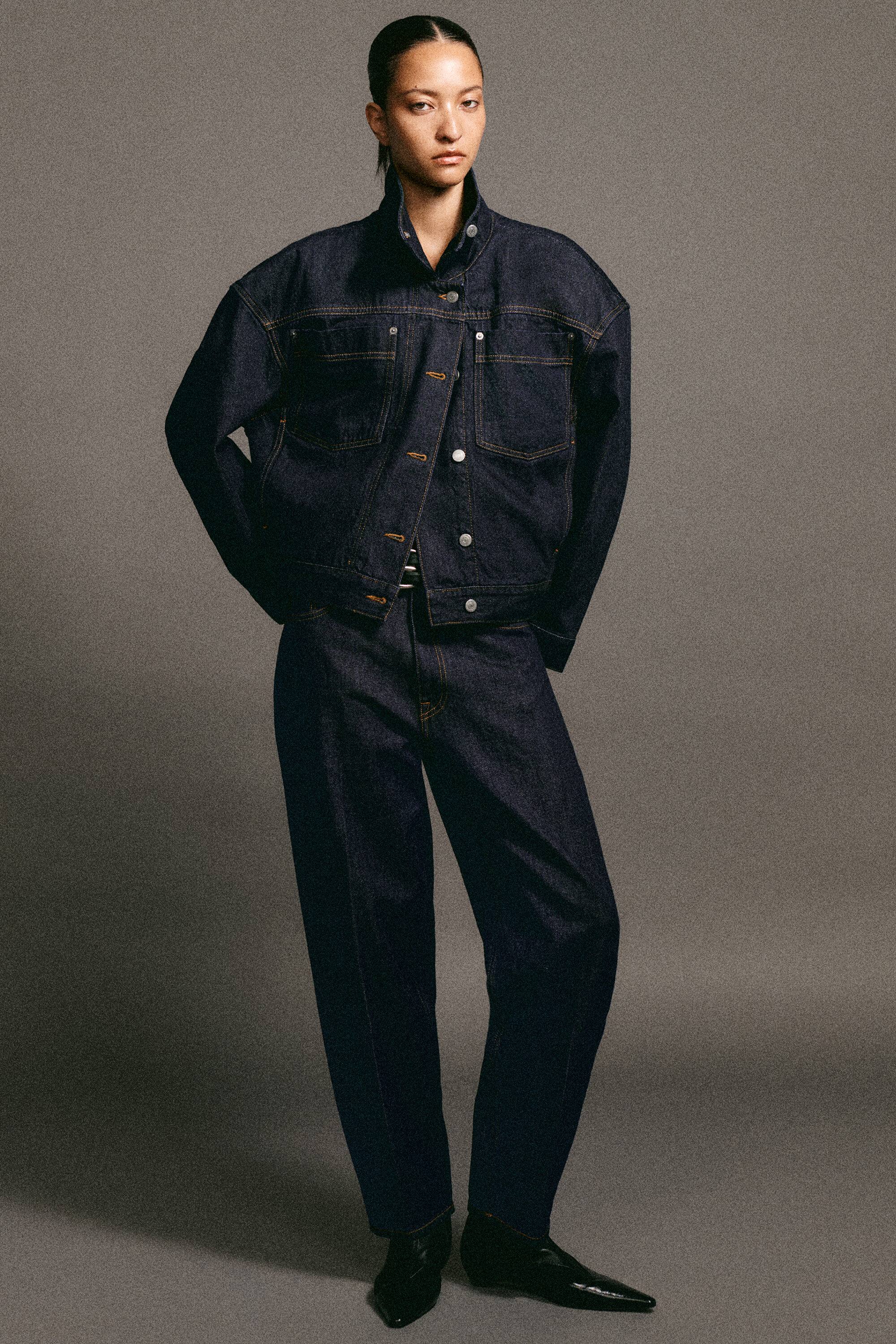 UMBRA TAPERED JEANS - INDIGO