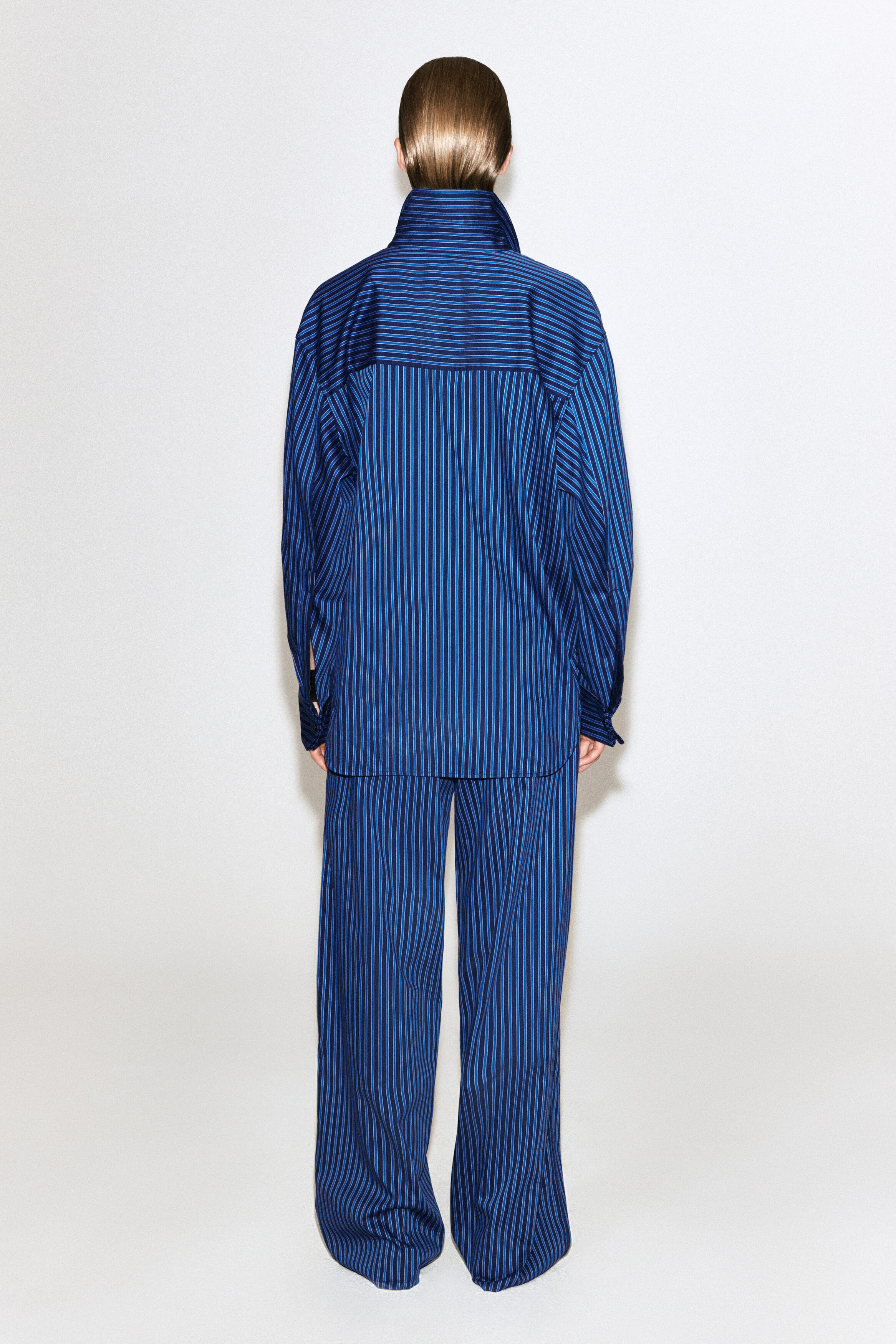 FOLDED-CUFF COTTON SHIRT - BLUE / STRIPED