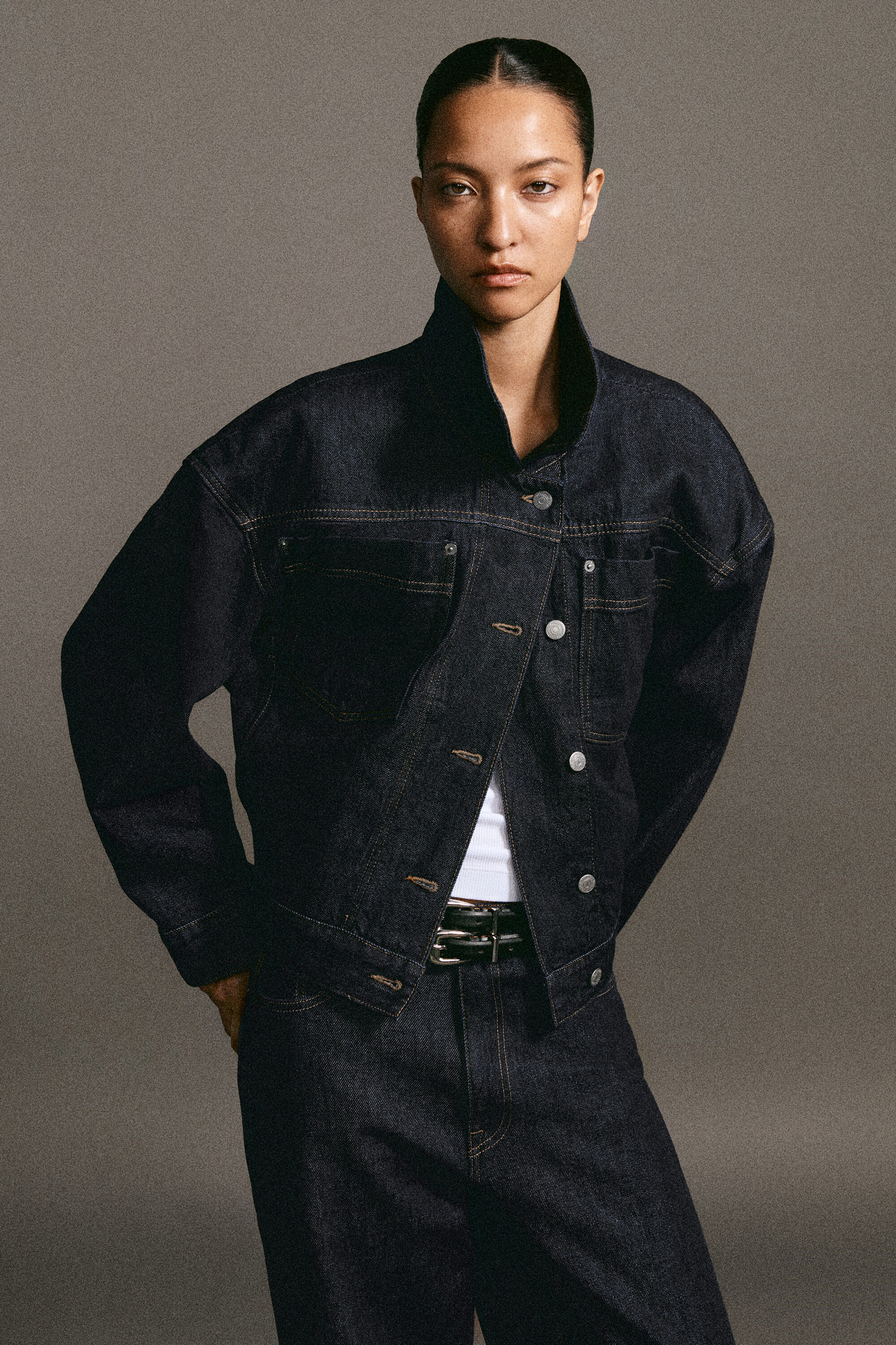 UMBRA TAPERED JEANS - INDIGO