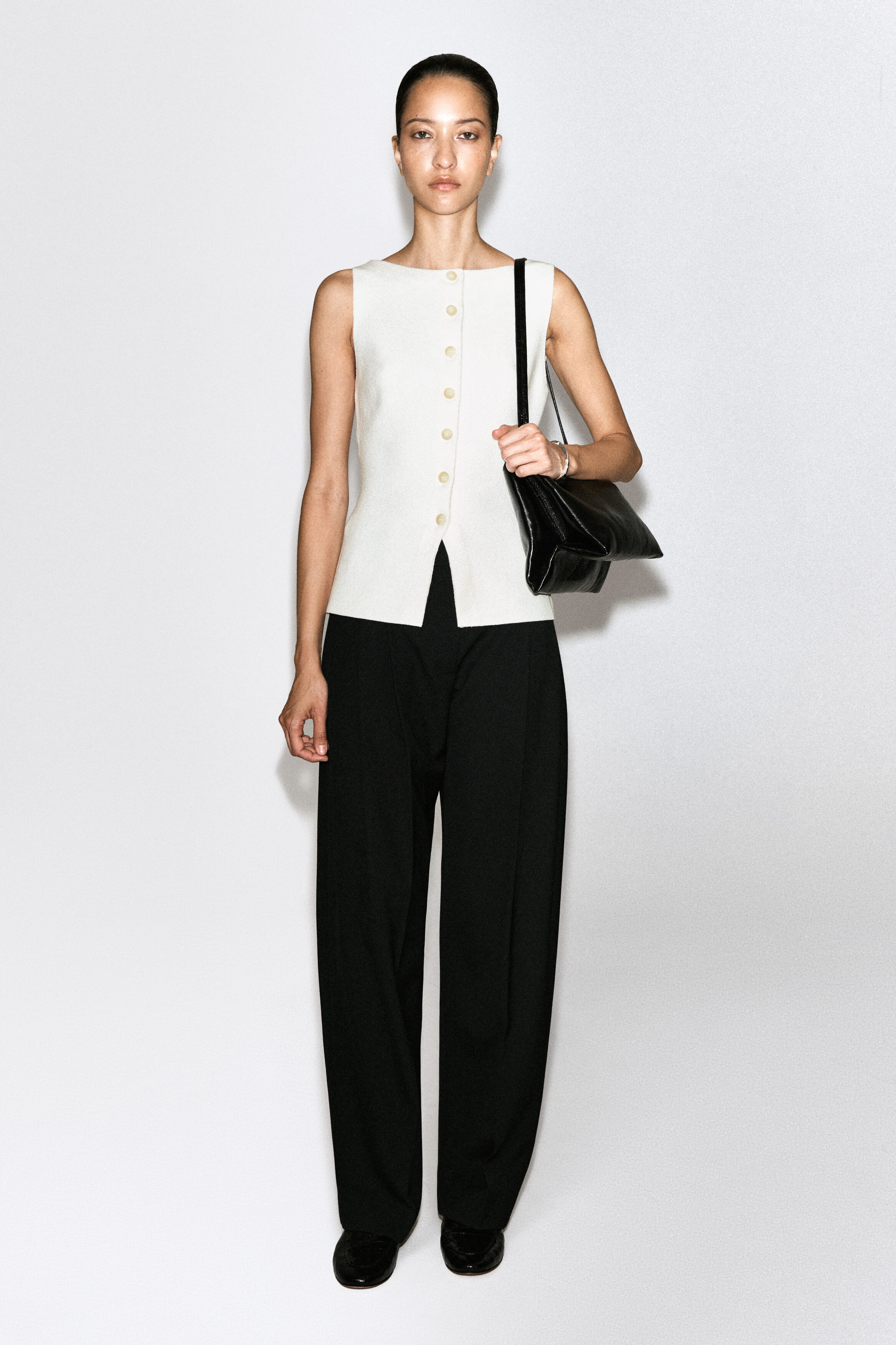 COTTON-BLEND CREPE VEST - WHITE