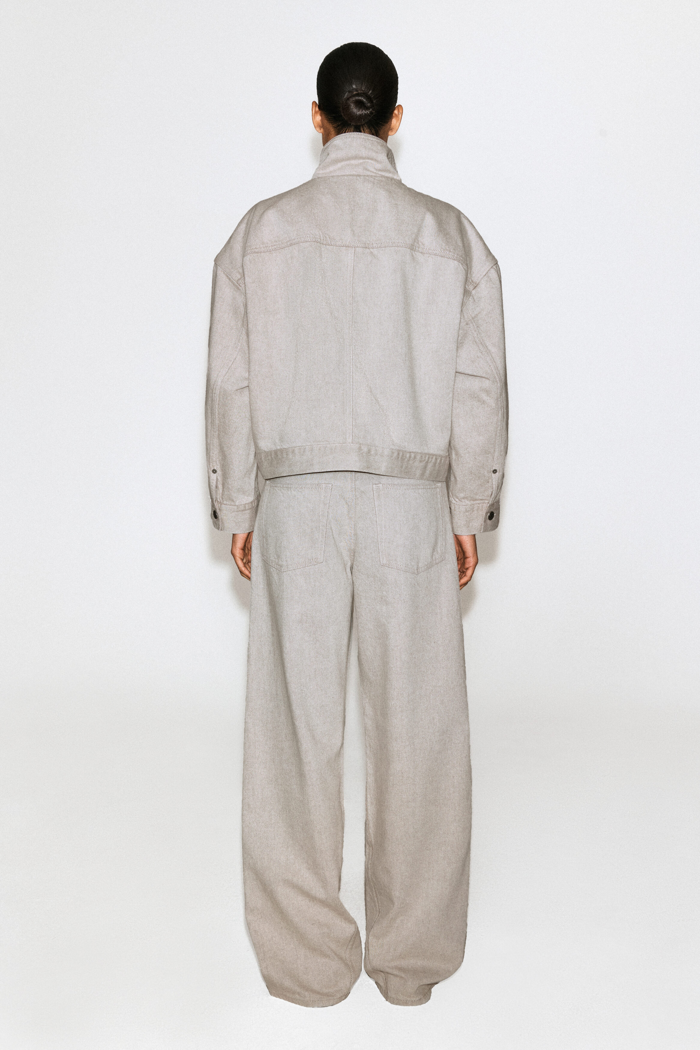 FACADE STRAIGHT-LEG JEANS - TAUPE
