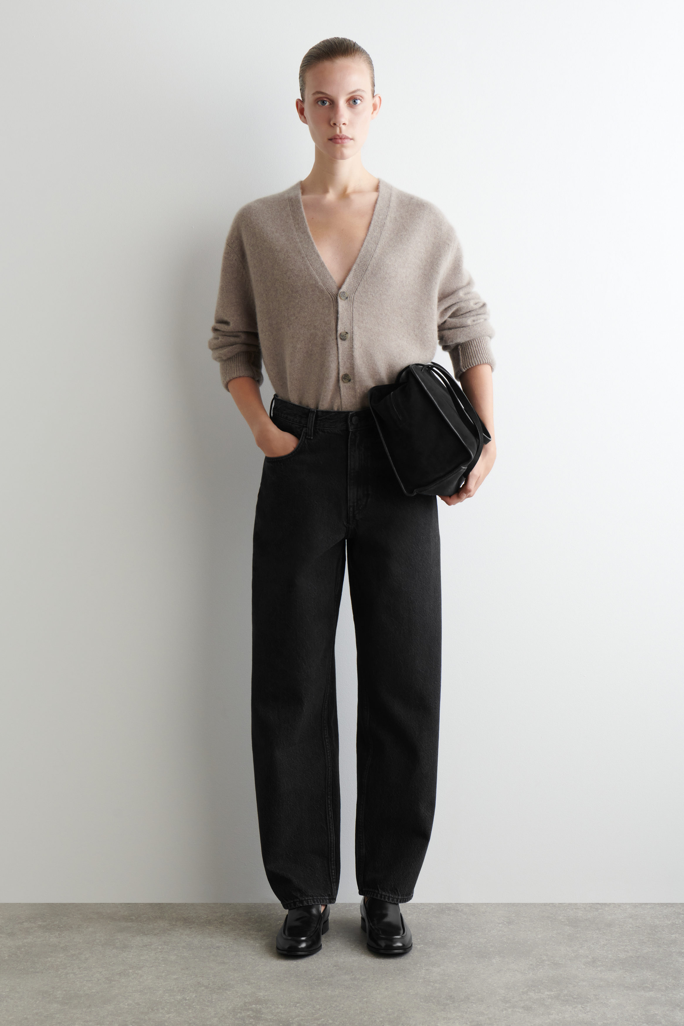 BAY BARREL-LEG JEANS - BLACK