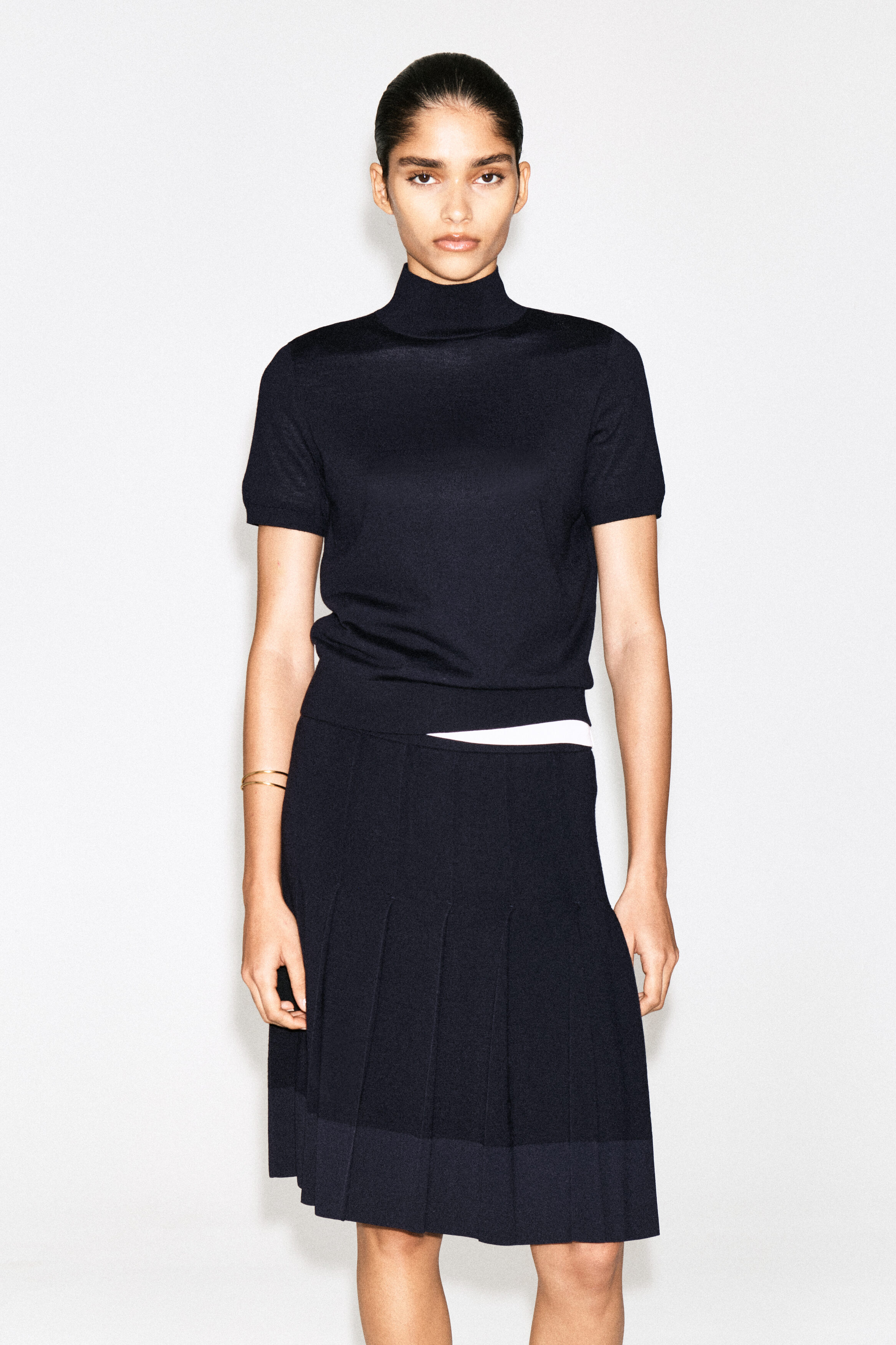 MERINO WOOL TURTLENECK TOP - NAVY