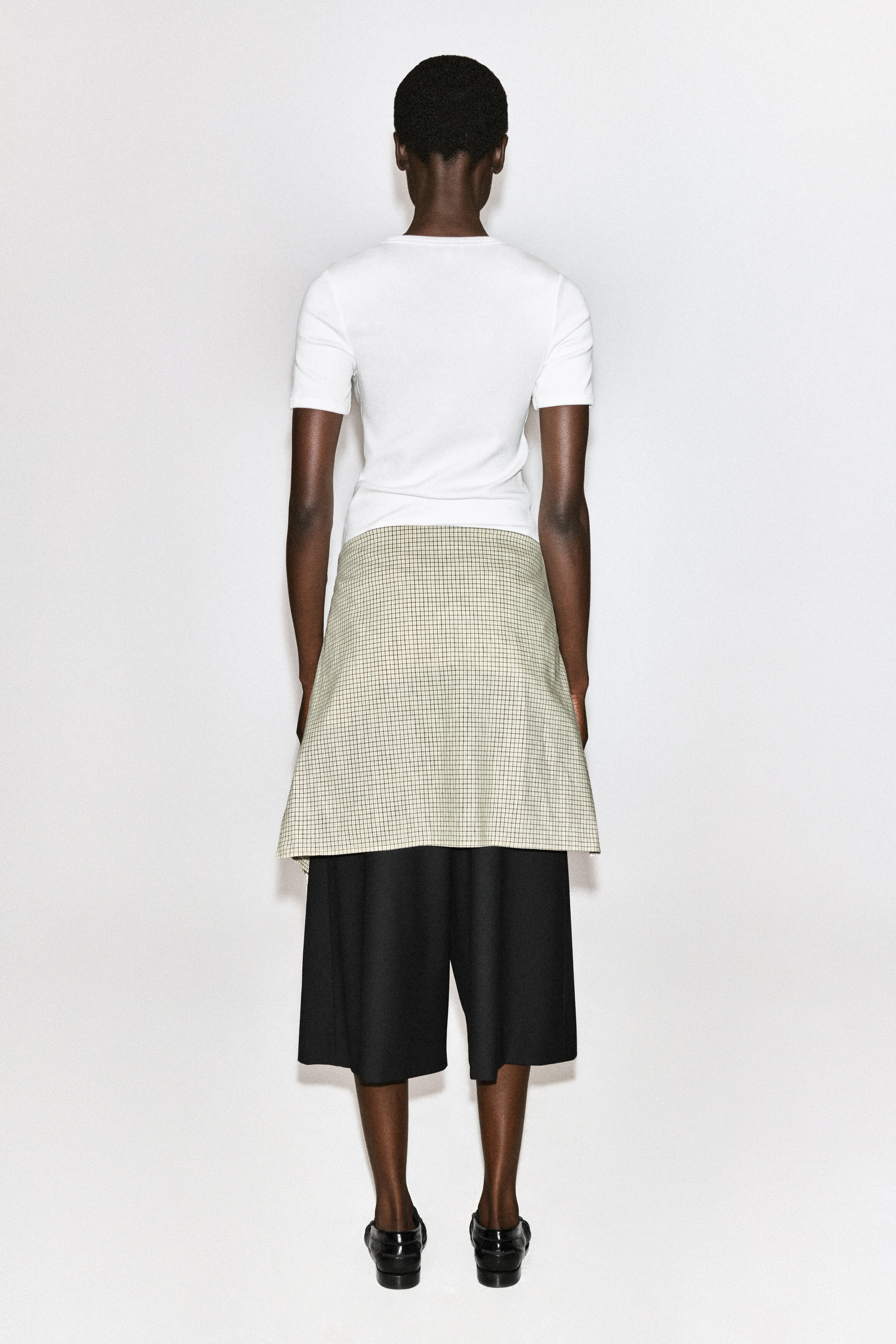 RIBBED HENLEY T-SHIRT - WHITE