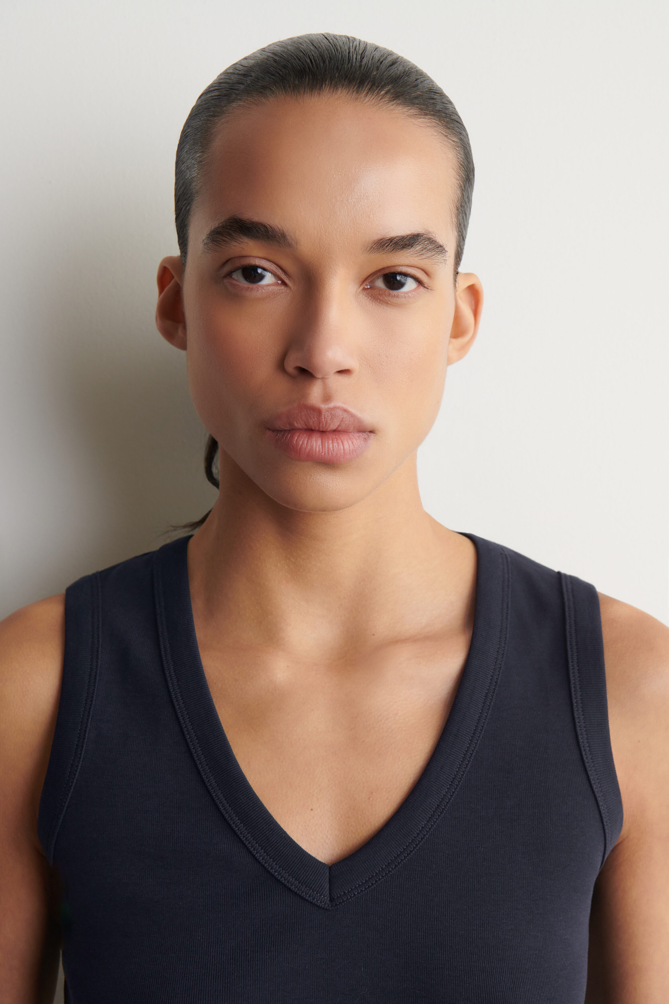 COTTON V-NECK TANK TOP - NAVY