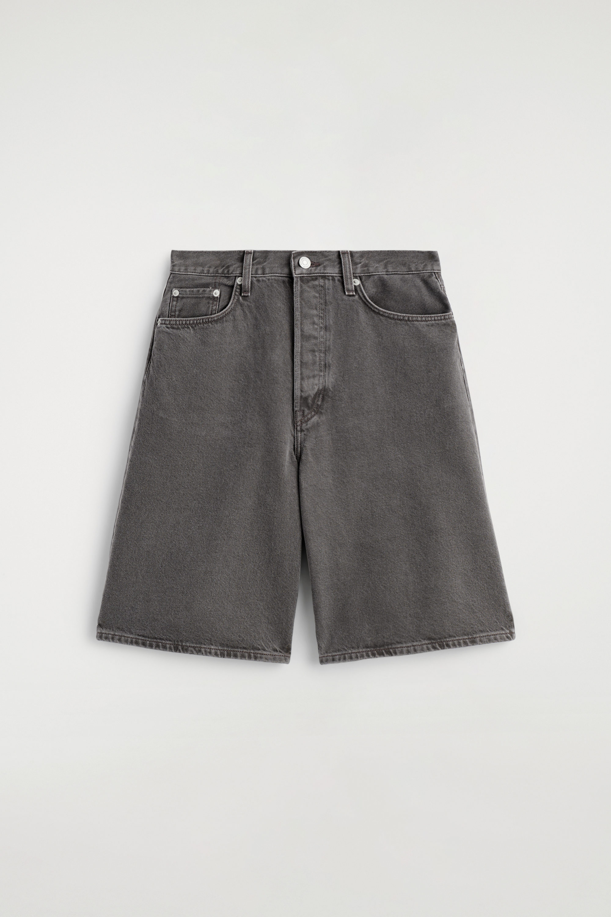 KNEE-LENGTH DENIM SHORTS - DARK BROWN