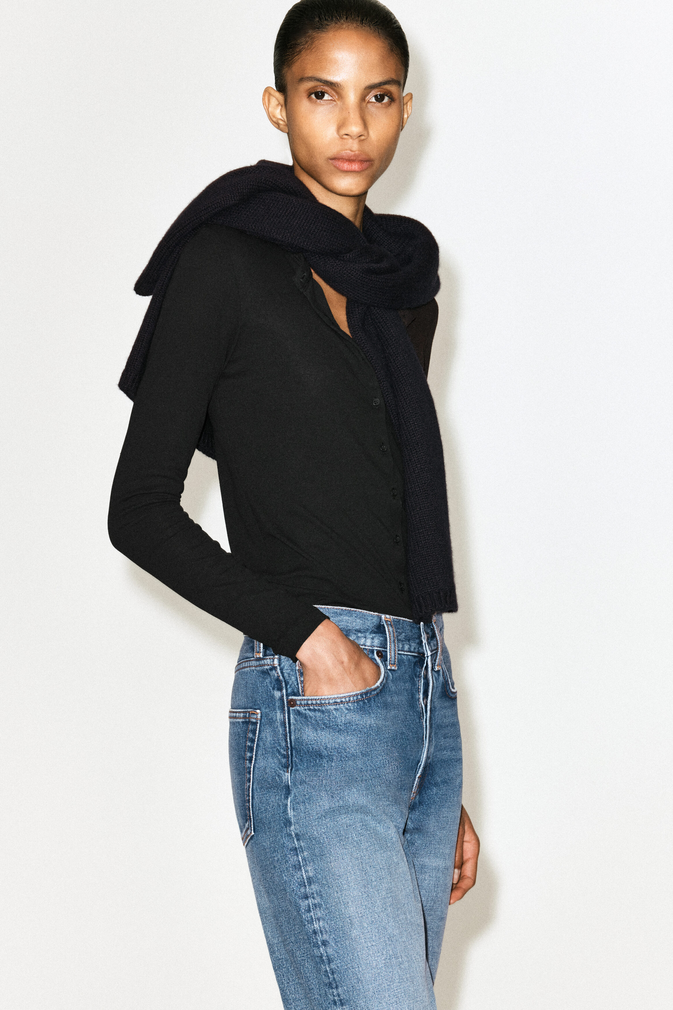 PIPELINE SLIM-LEG JEANS - BLUE