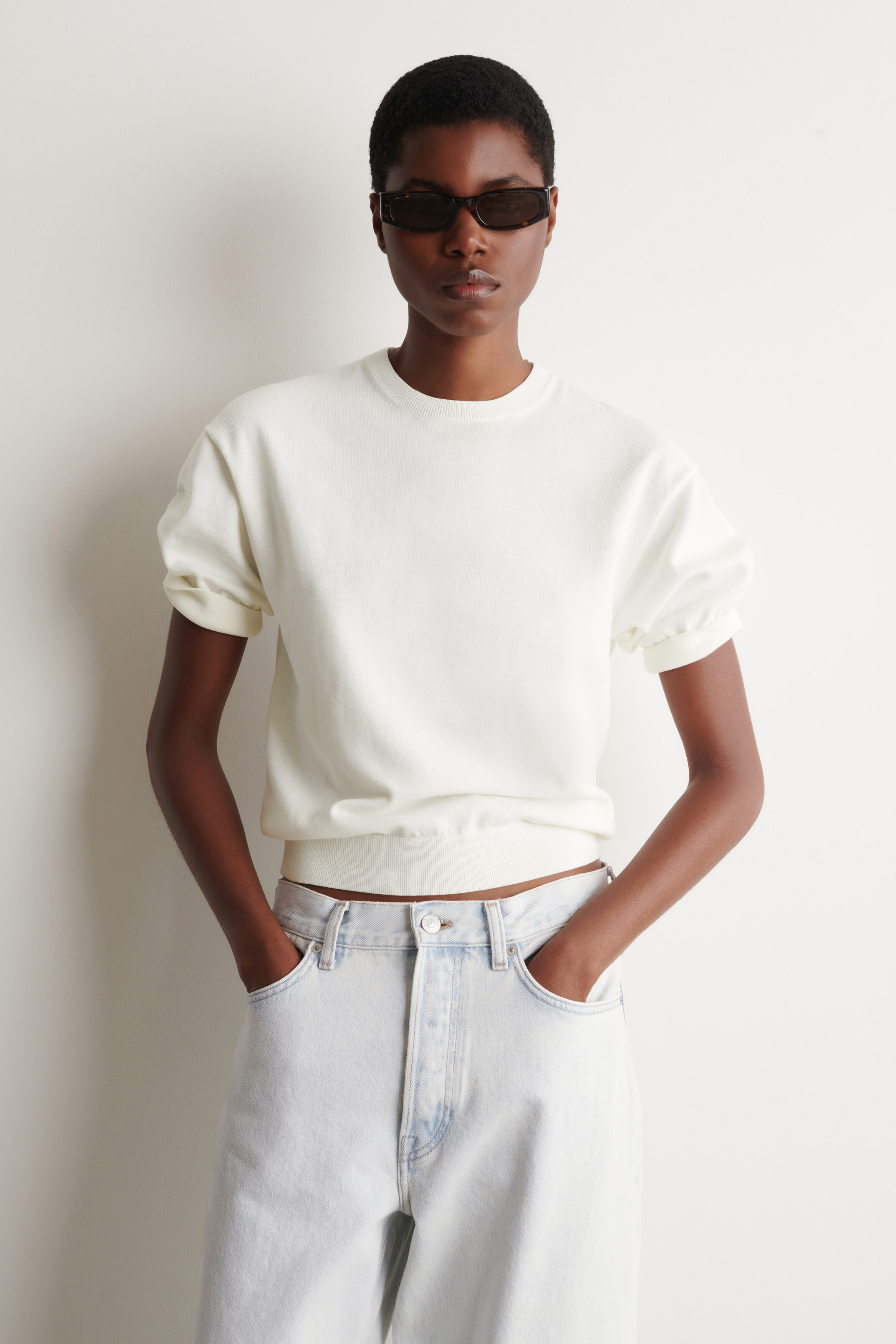KNITTED COTTON T-SHIRT - OFF-WHITE