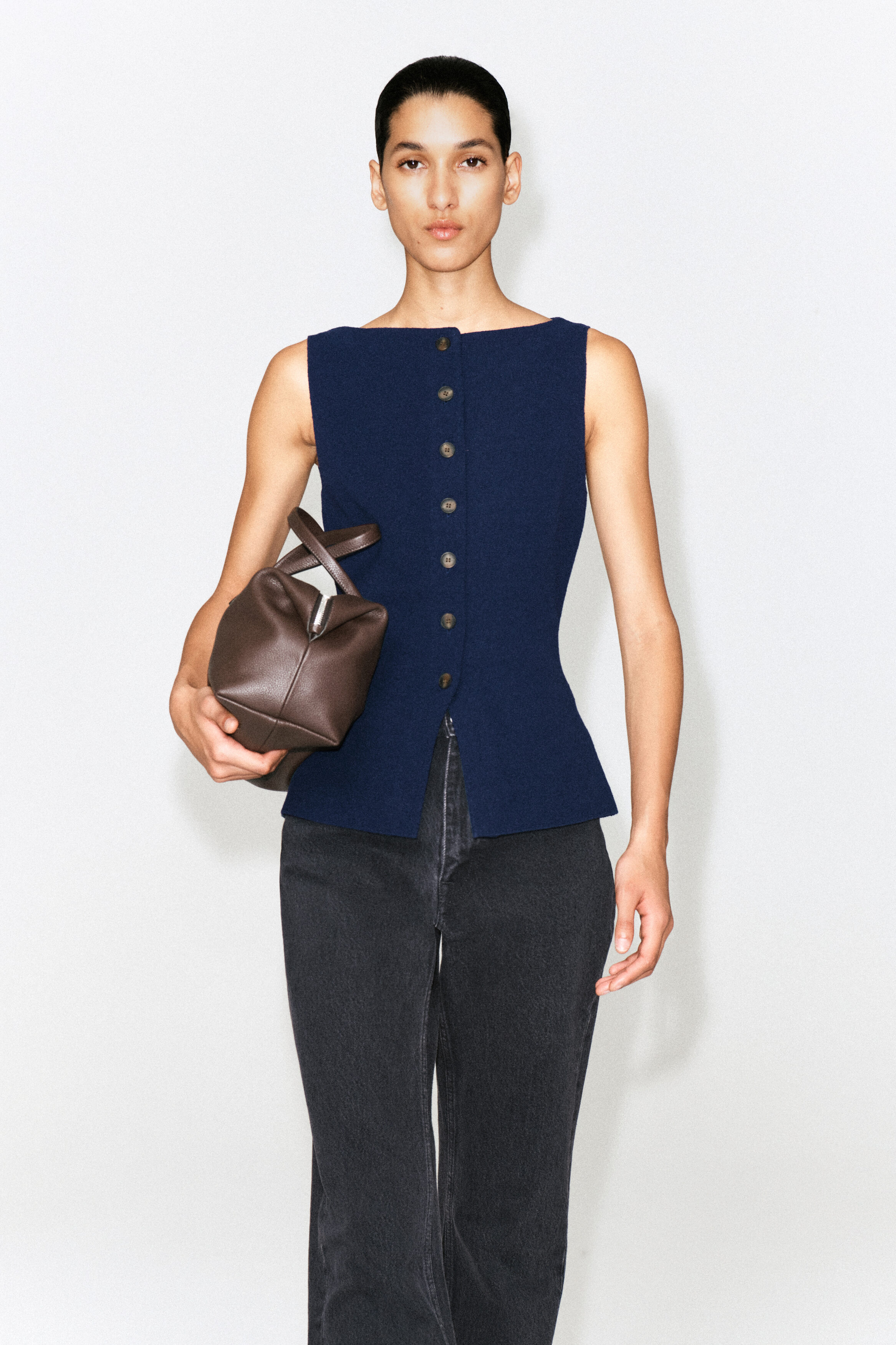 COTTON-BLEND CREPE VEST - NAVY