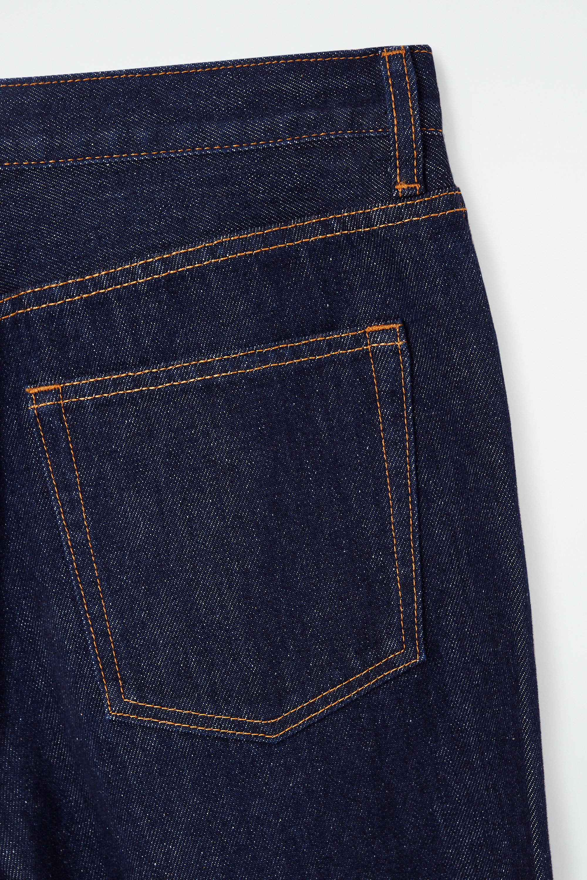 ARCH TAPERED JEANS - INDIGO