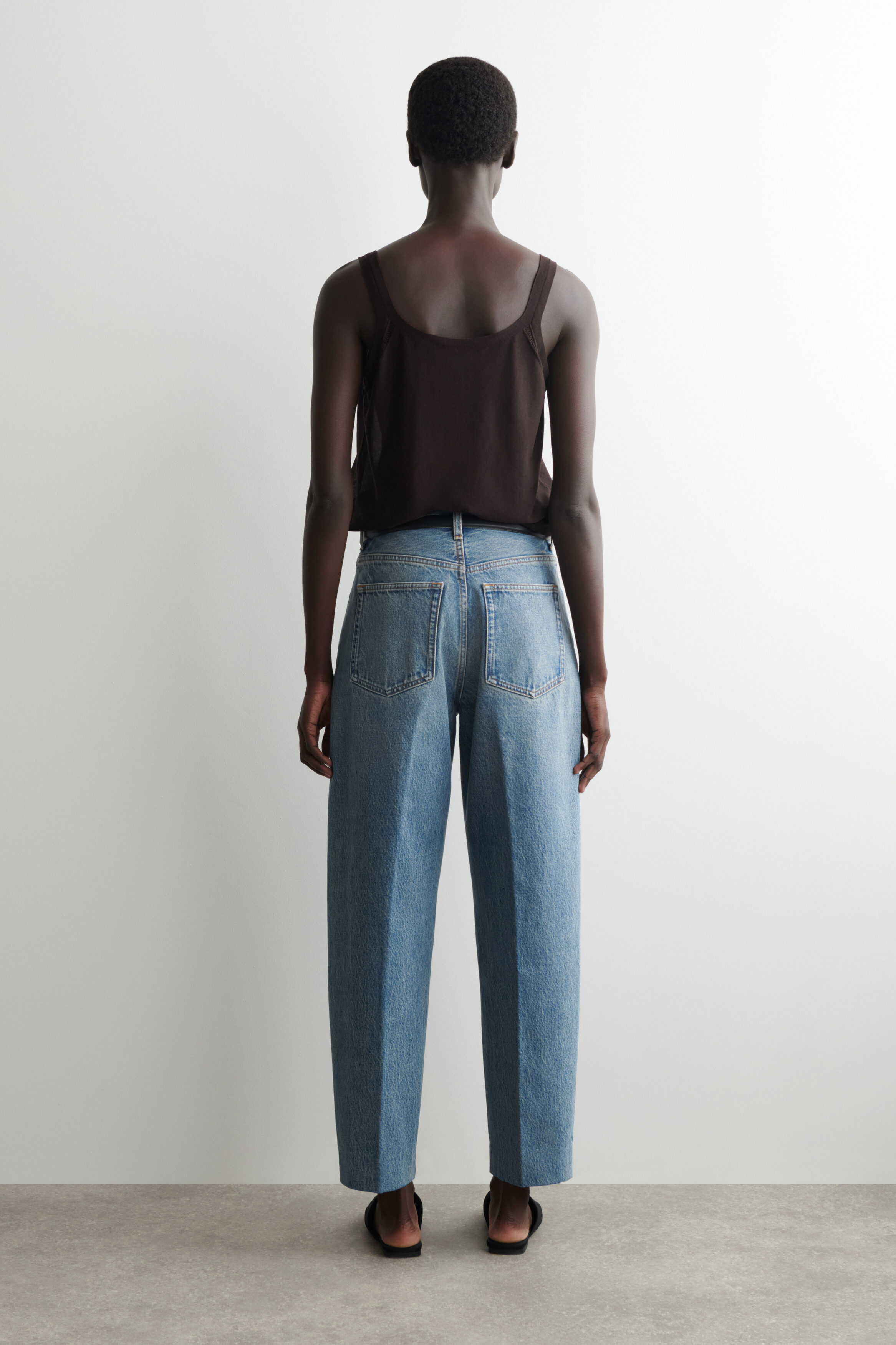 UMBRA TAPERED JEANS - BLUE