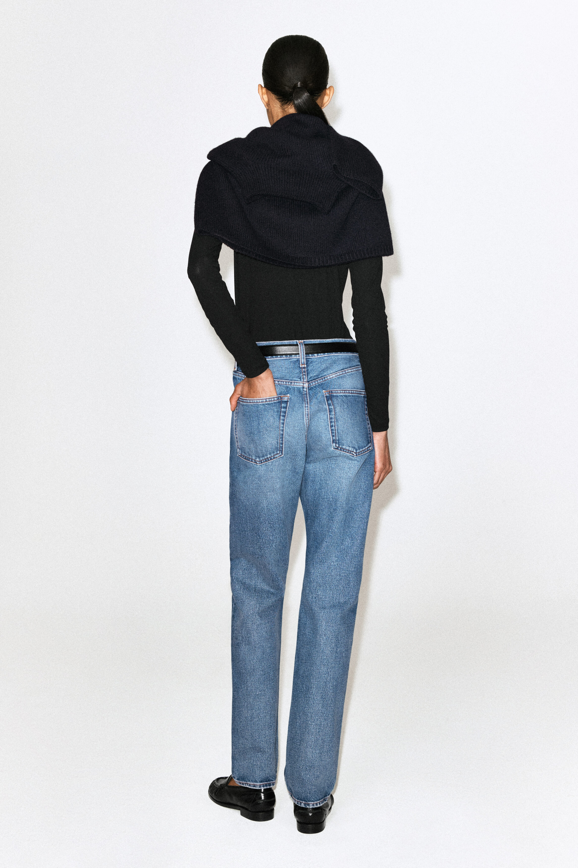 PIPELINE SLIM-LEG JEANS - BLUE
