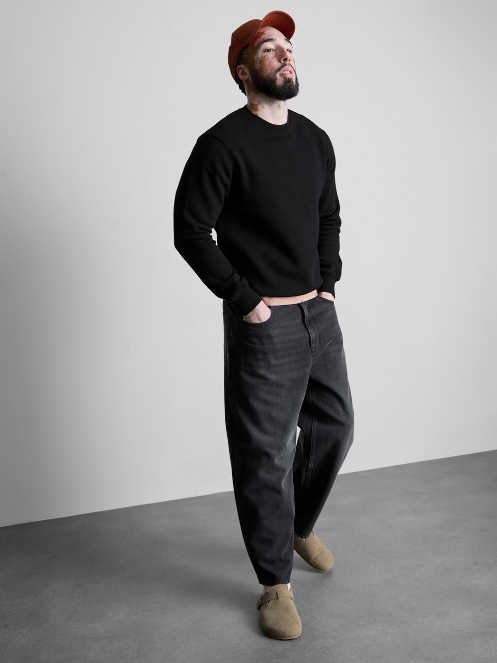 Sweatshirt - Black