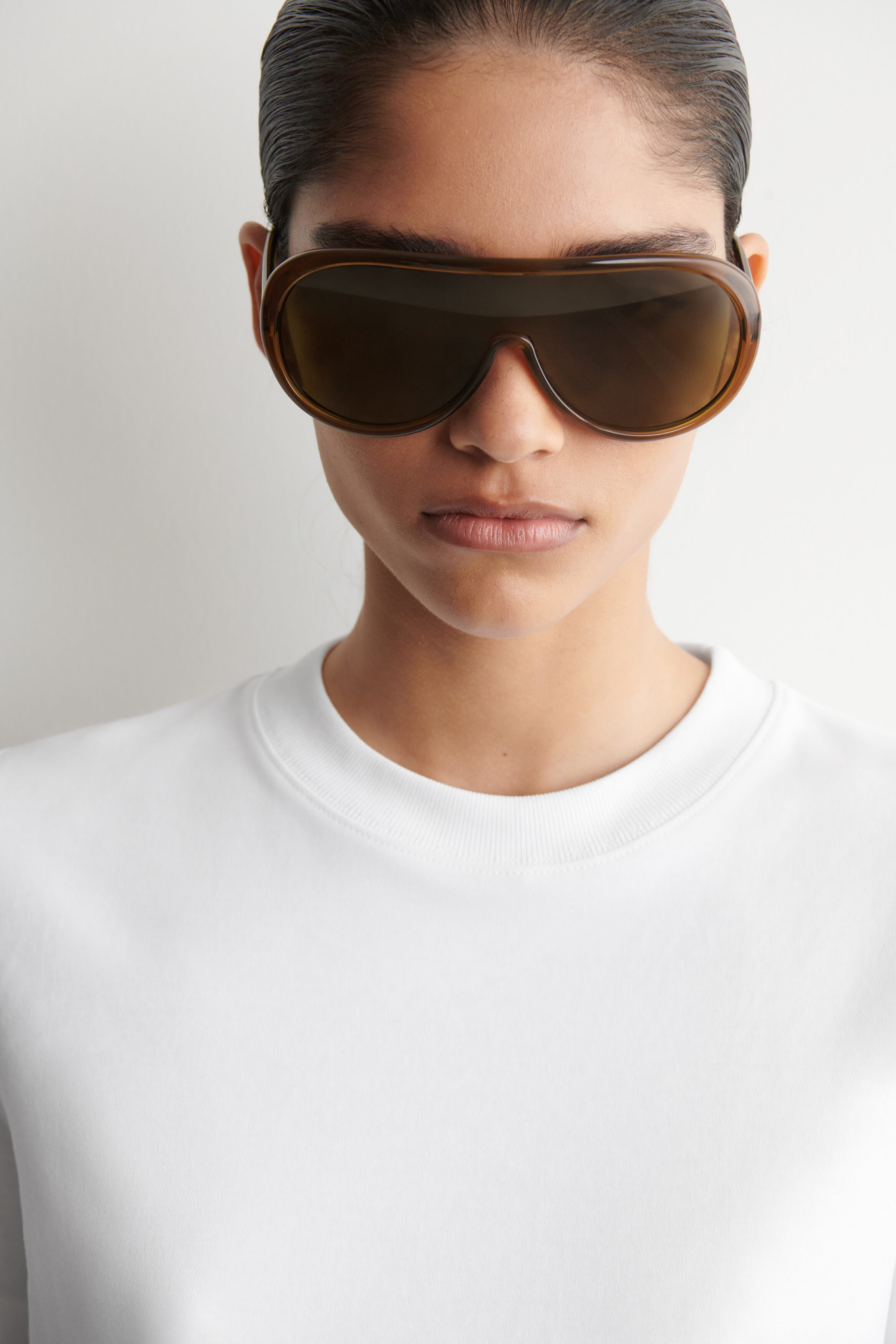 CLEAN CUT T-SHIRT - WHITE