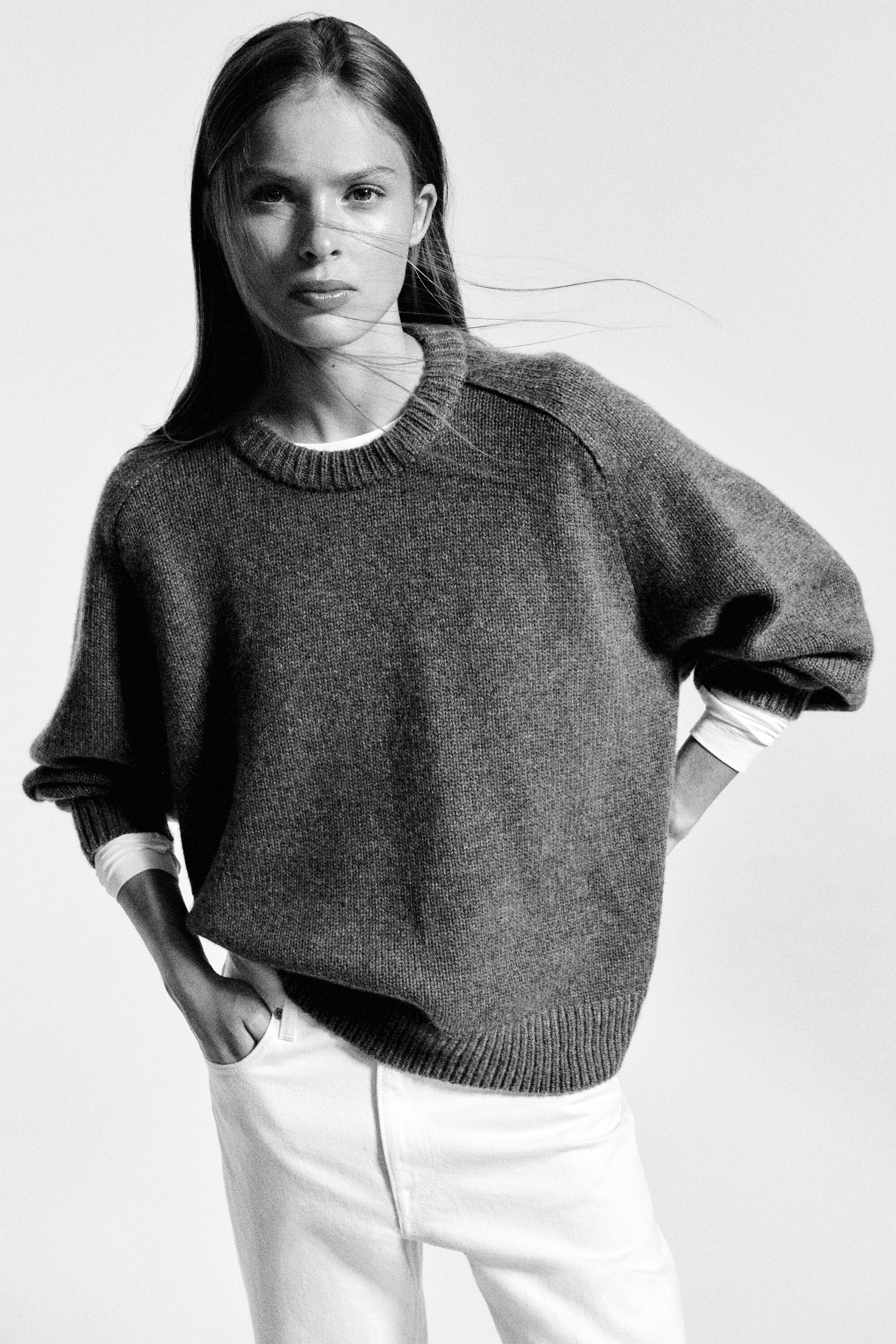 ROUNDED CASHMERE CREW-NECK JUMPER - GRAY MÉLANGE