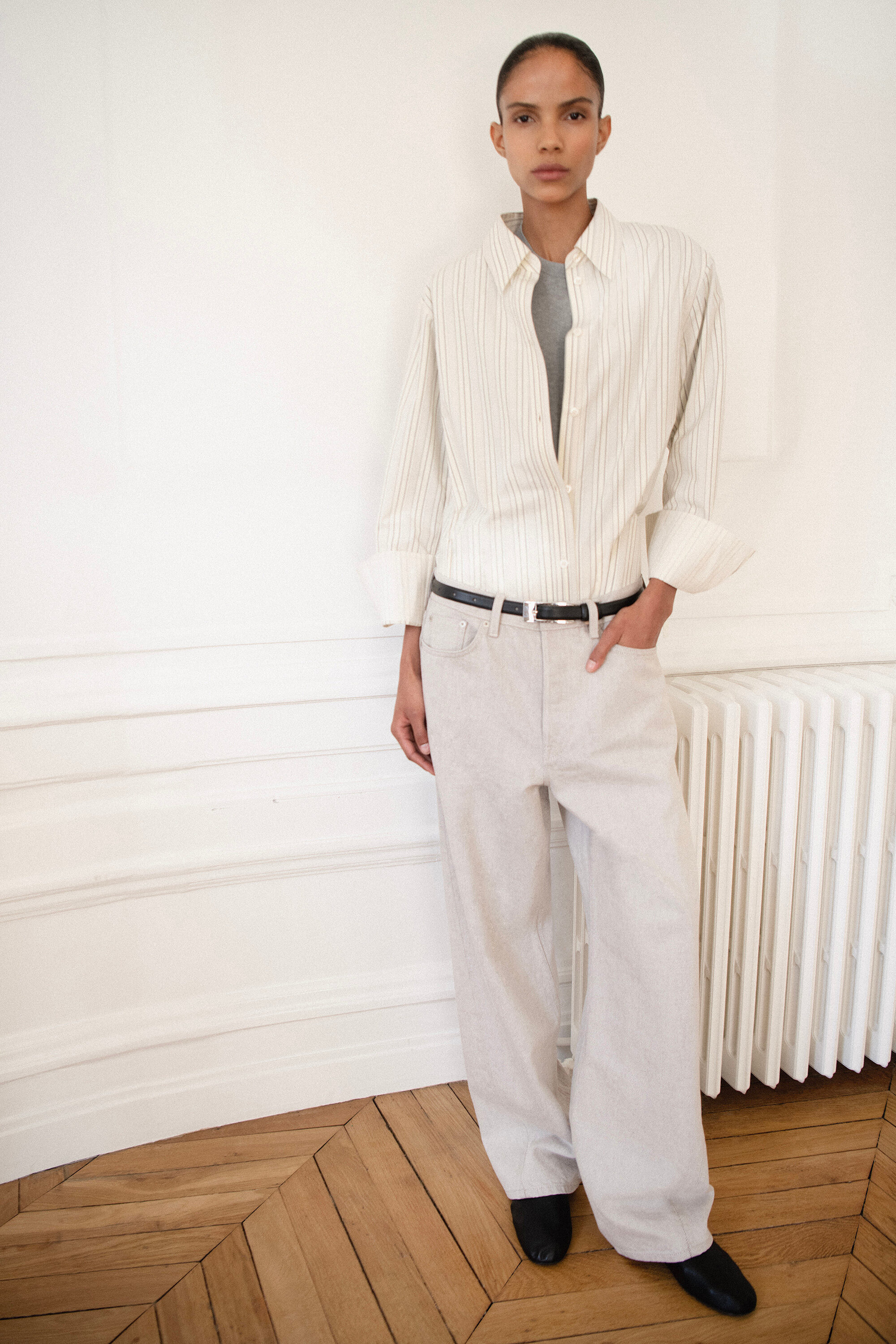 FACADE STRAIGHT-LEG JEANS - TAUPE