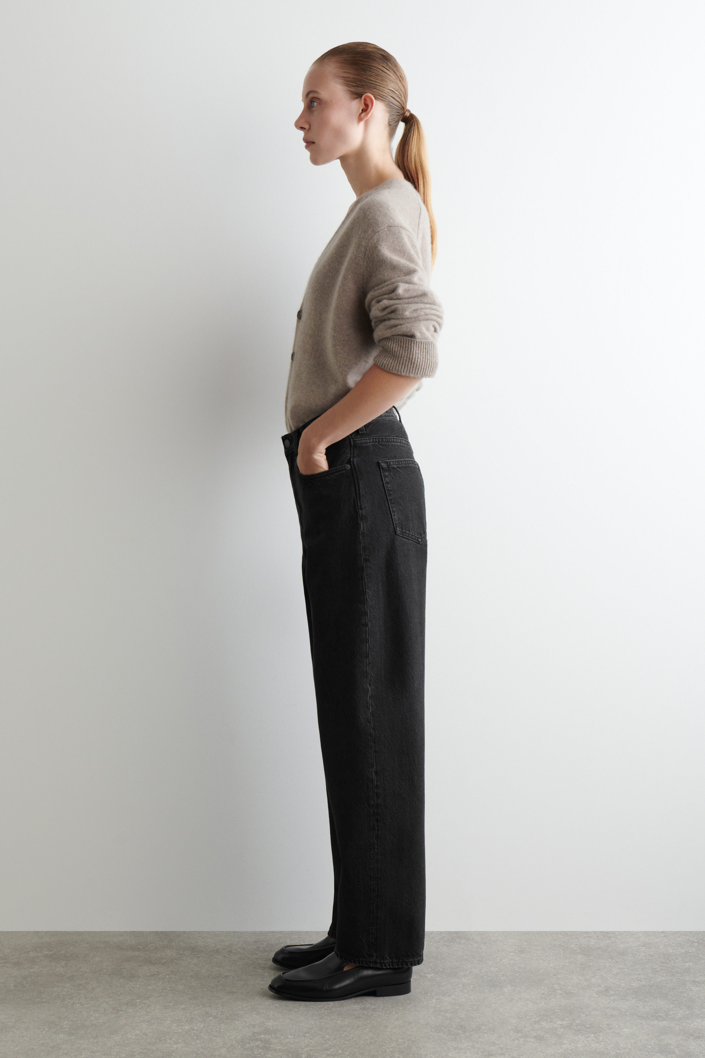 BAY BARREL-LEG JEANS - BLACK