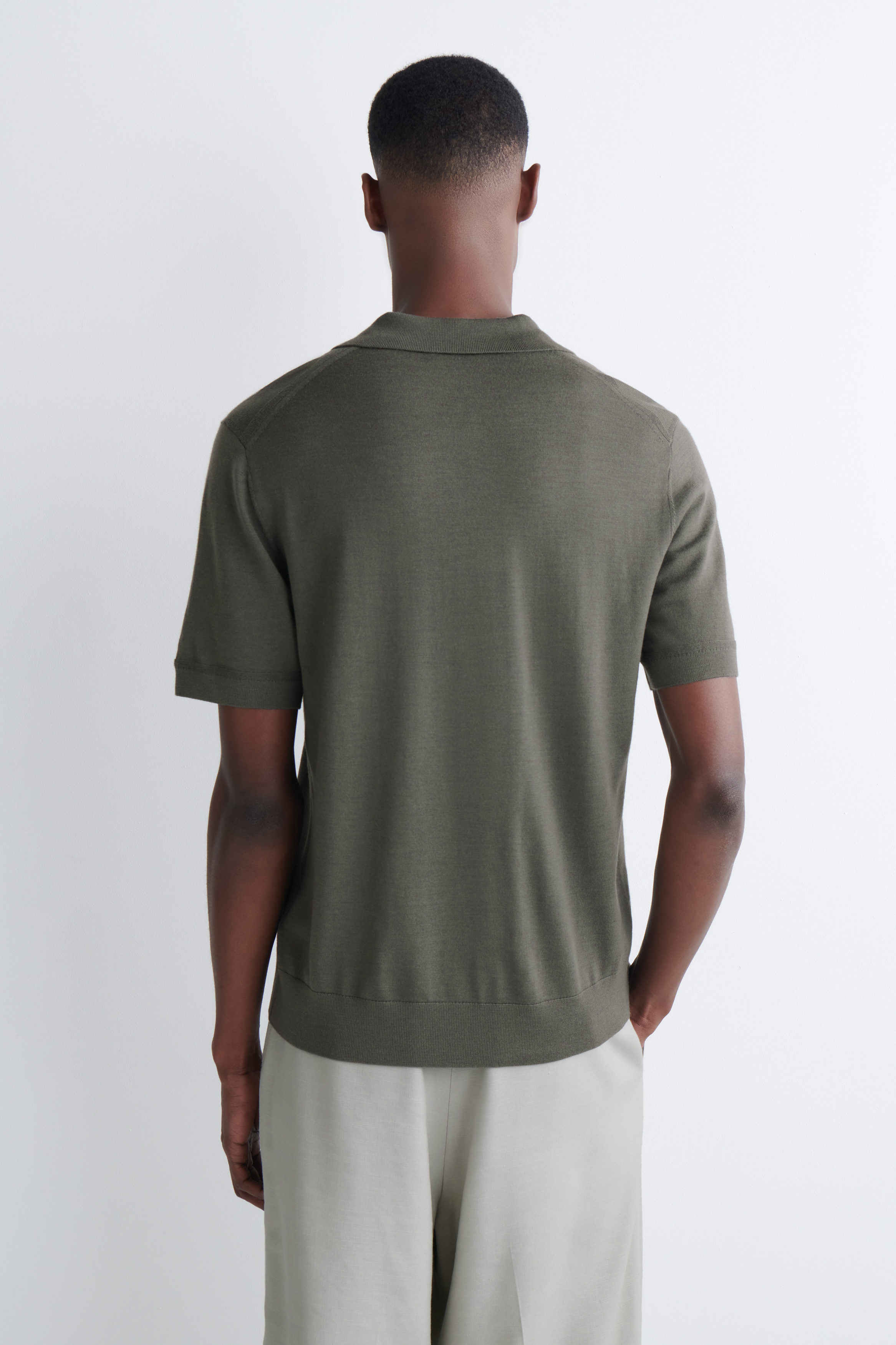 OPEN-COLLAR MERINO WOOL POLO SHIRT - KHAKI