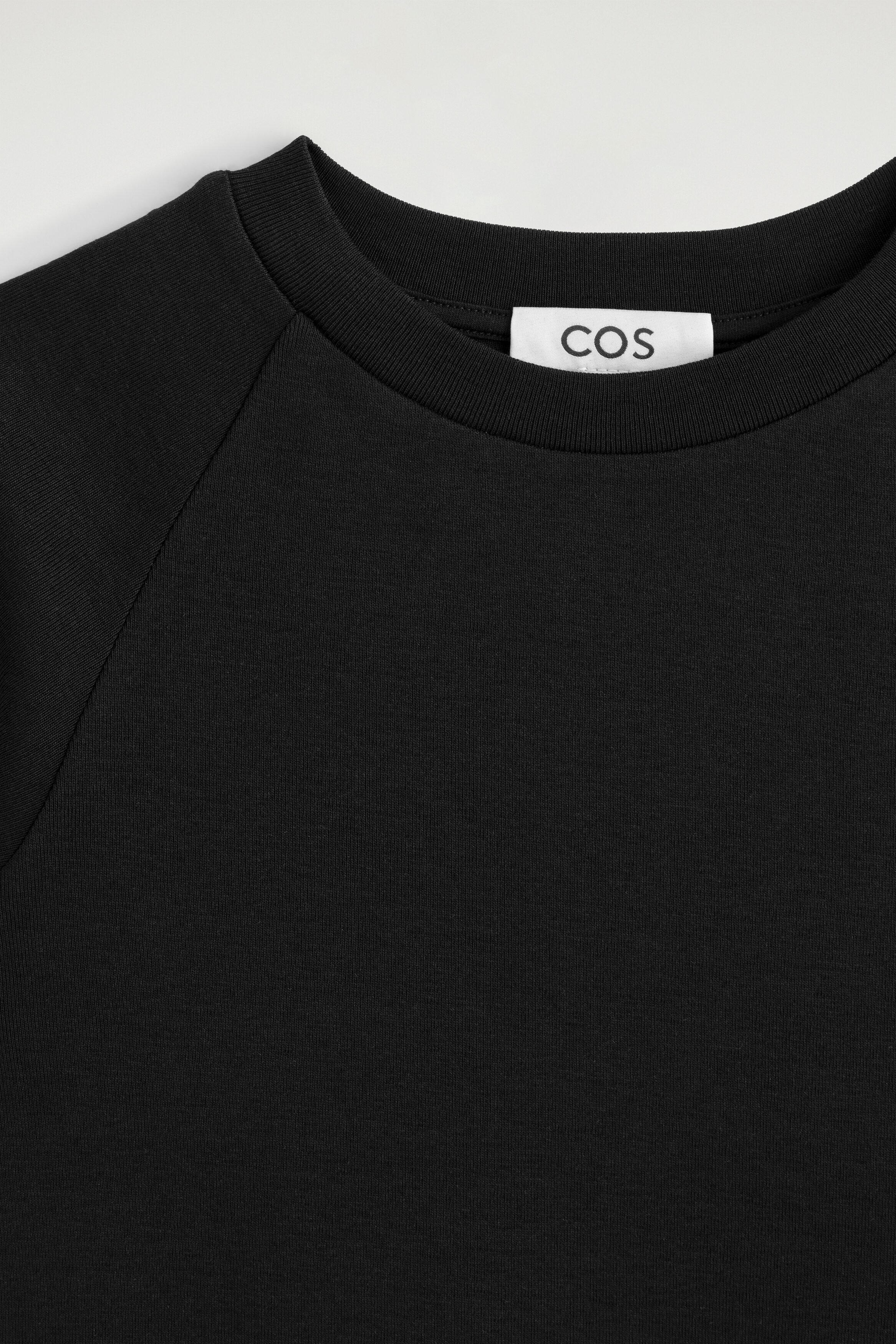 SLIM COTTON RAGLAN T-SHIRT - BLACK