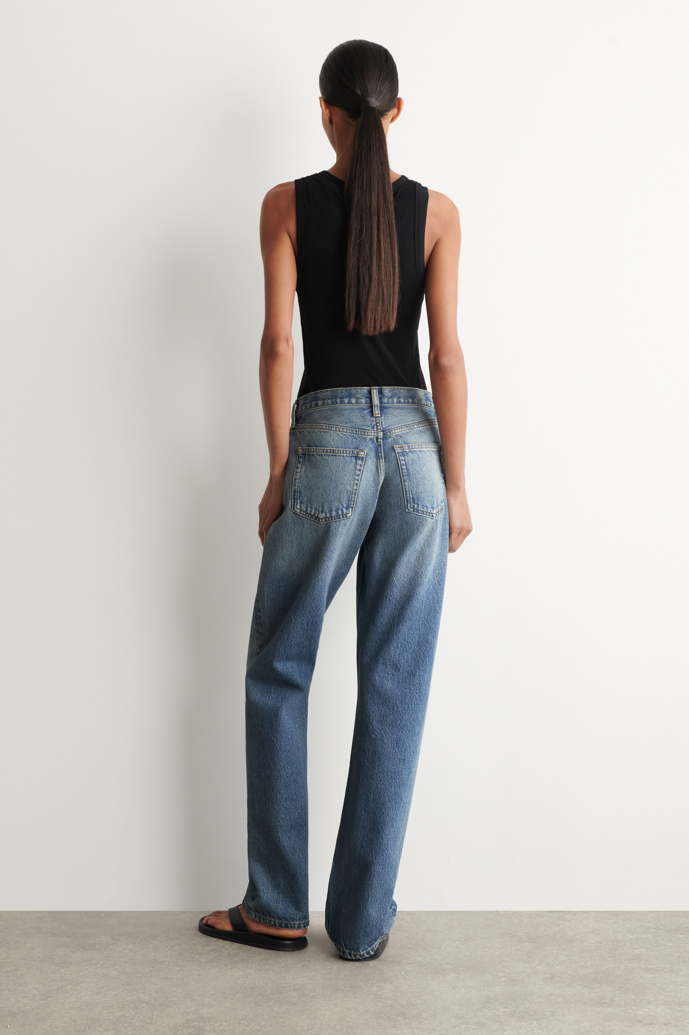 CHORD STRAIGHT-LEG JEANS - FADED BLUE