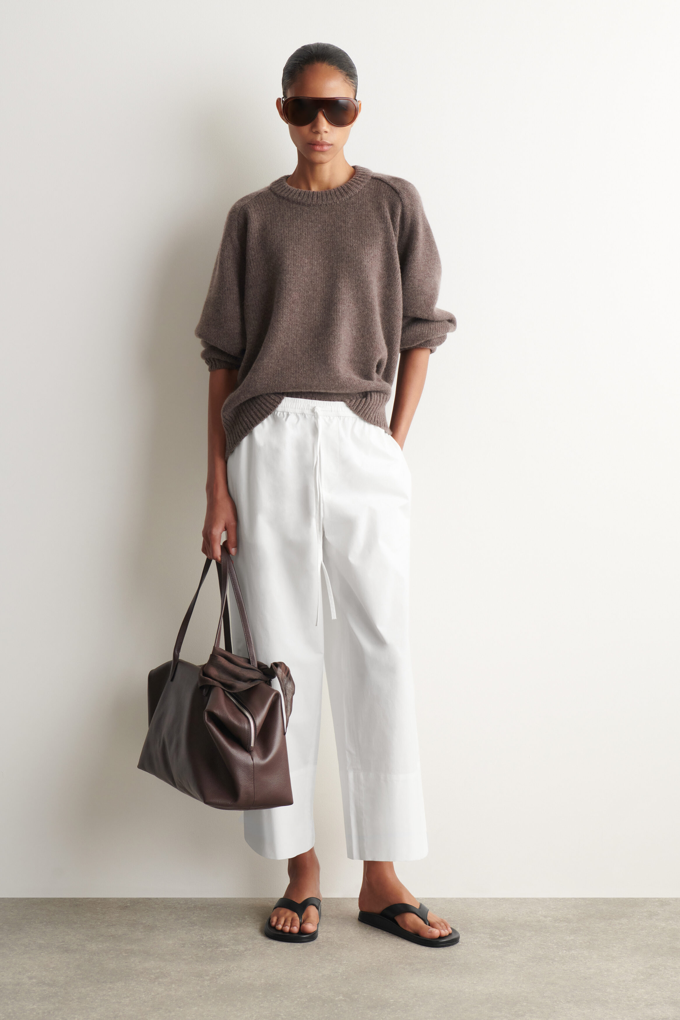 ROUNDED CASHMERE CREW-NECK JUMPER - BROWN MÉLANGE