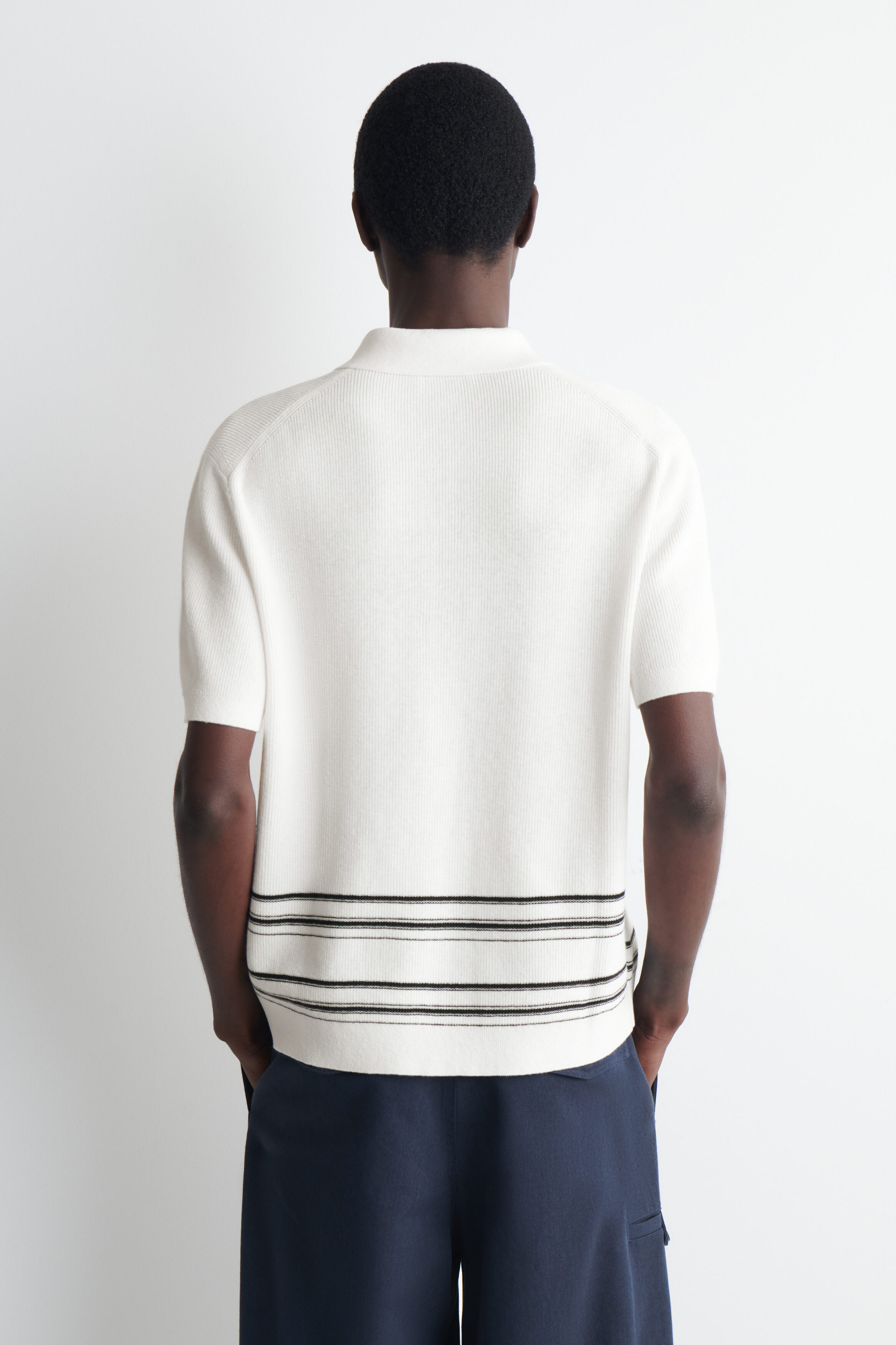 STRIPED KNITTED COTTON-LINEN POLO SHIRT - CREAM / STRIPED