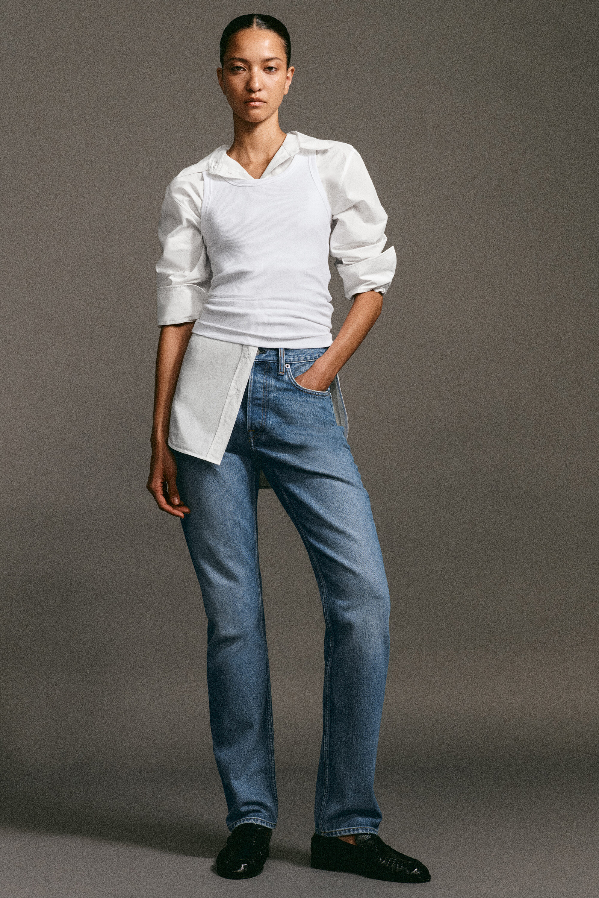 PIPELINE SLIM-LEG JEANS - BLUE