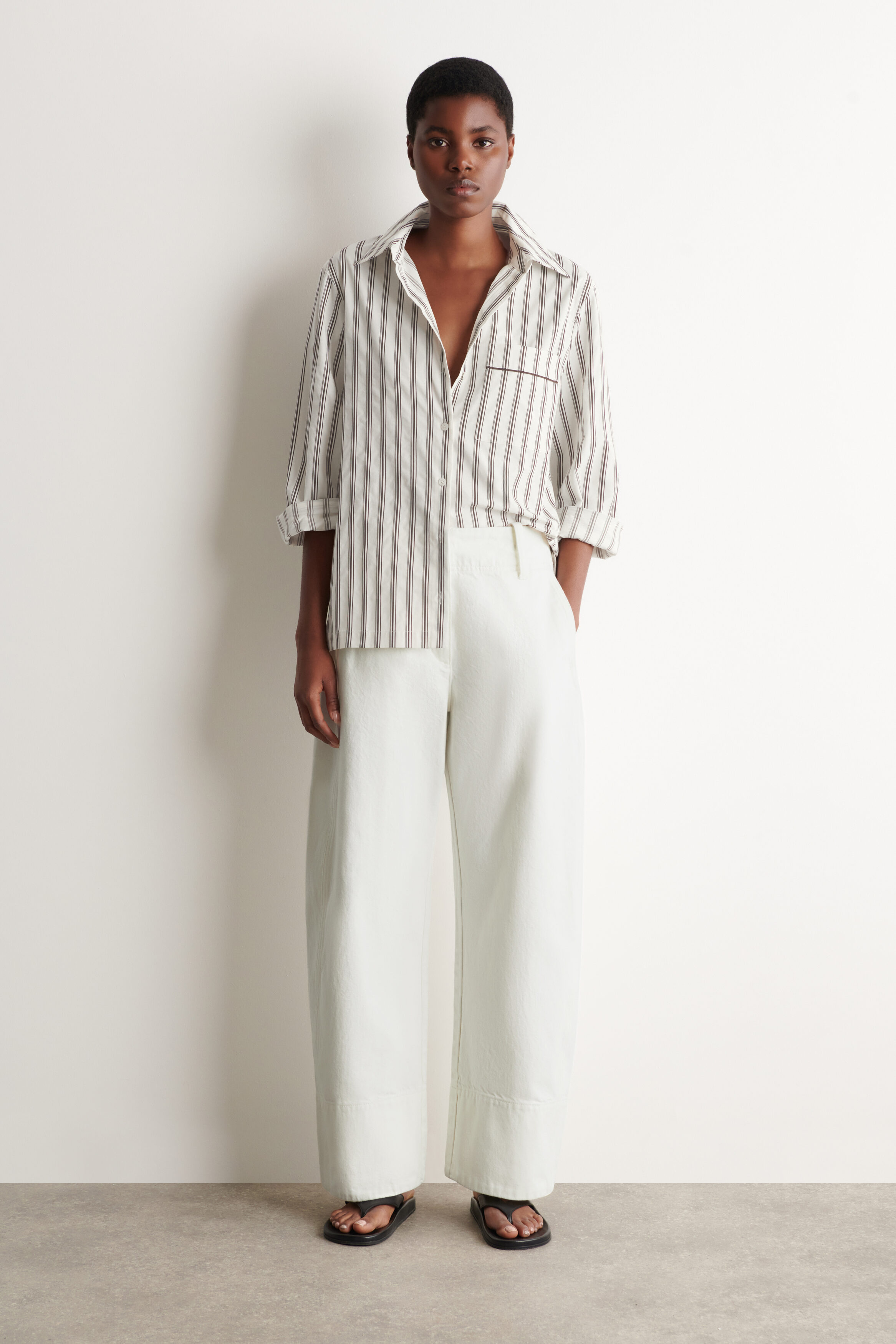 DENIM BARREL-LEG PANTS - WHITE