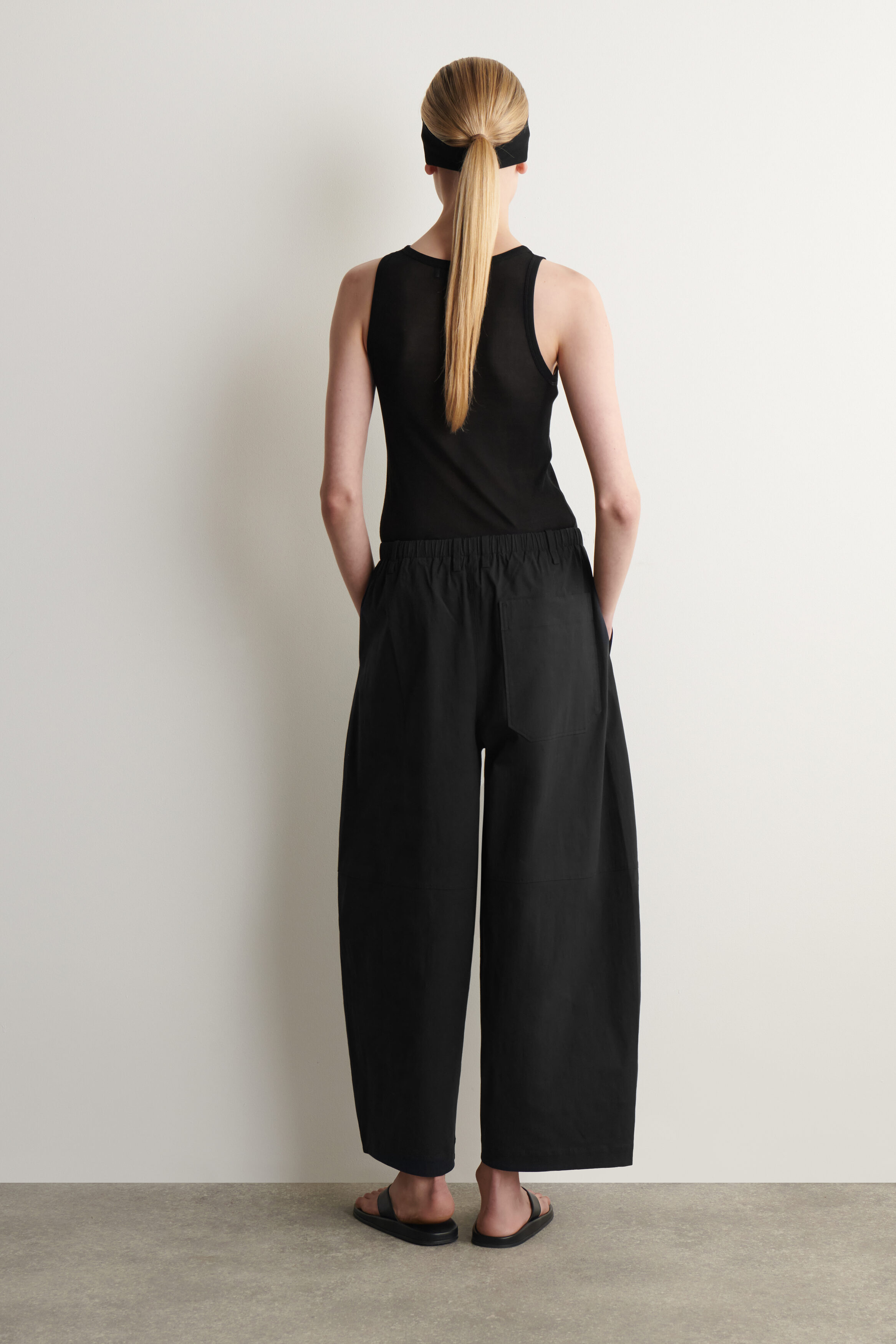 COTTON BARREL-LEG UTILITY PANTS - BLACK