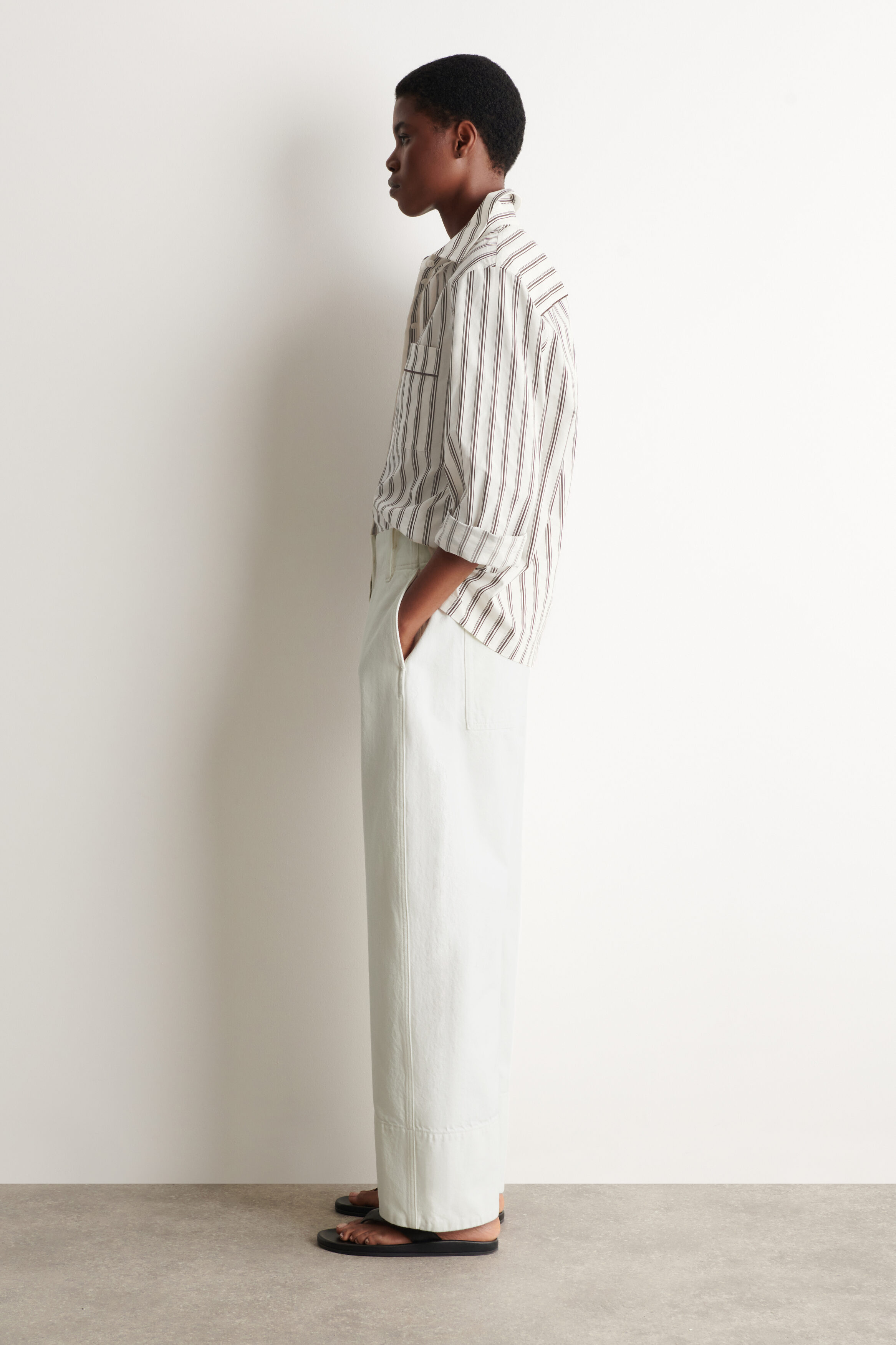 DENIM BARREL-LEG PANTS - WHITE