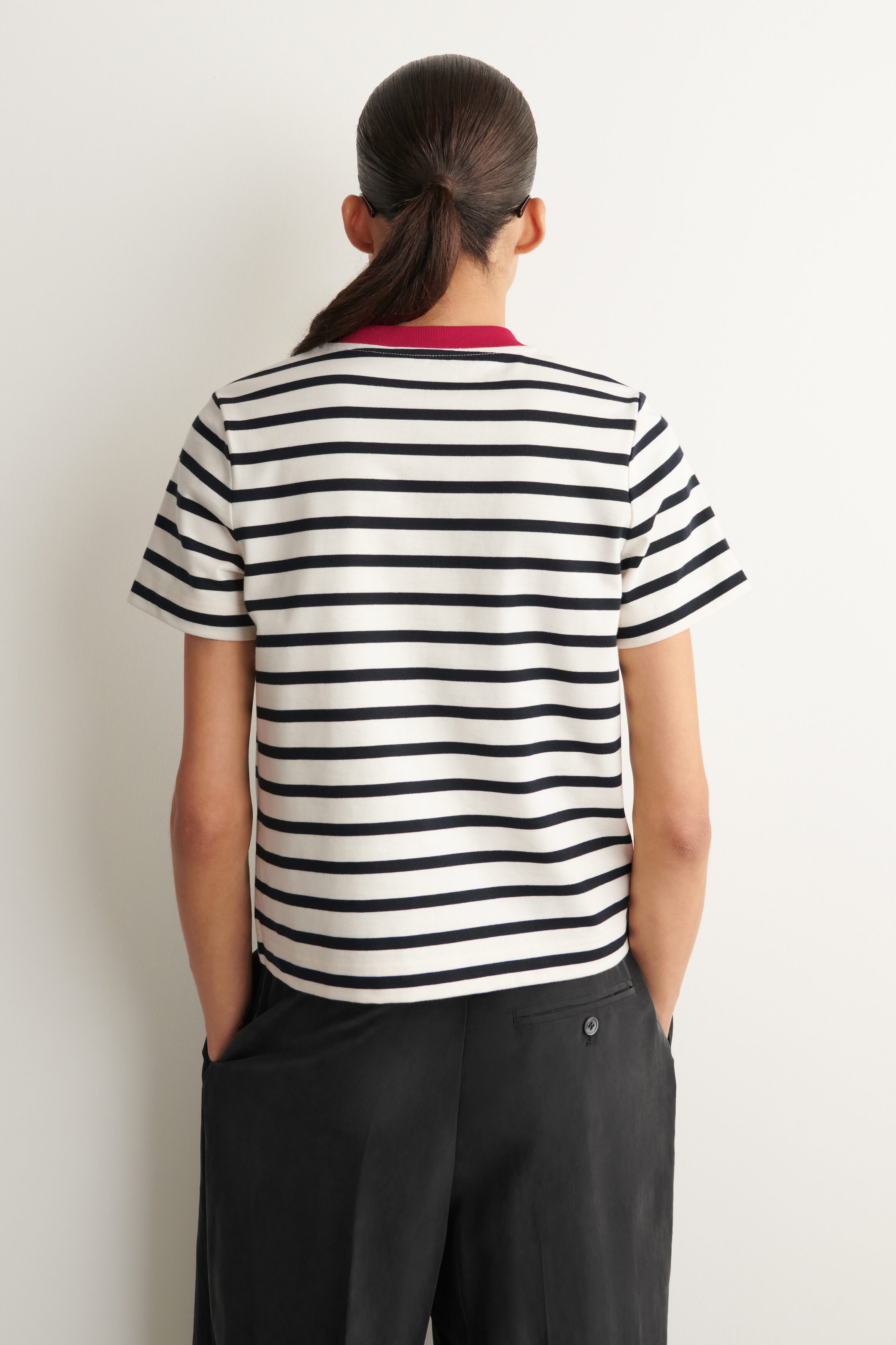 CLEAN CUT T-SHIRT - BLACK / WHITE / RED / STRIPED